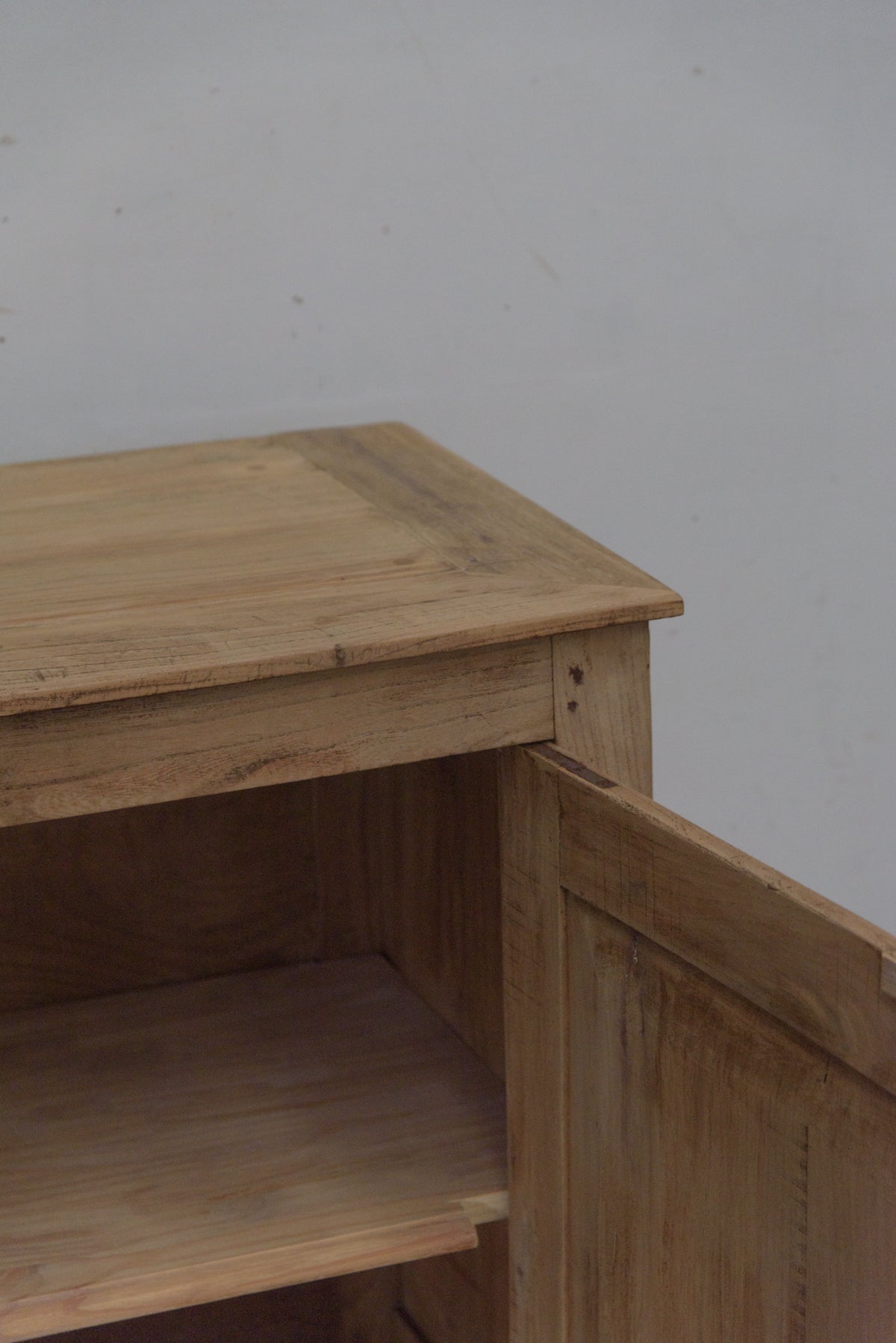 #9228 cabinet