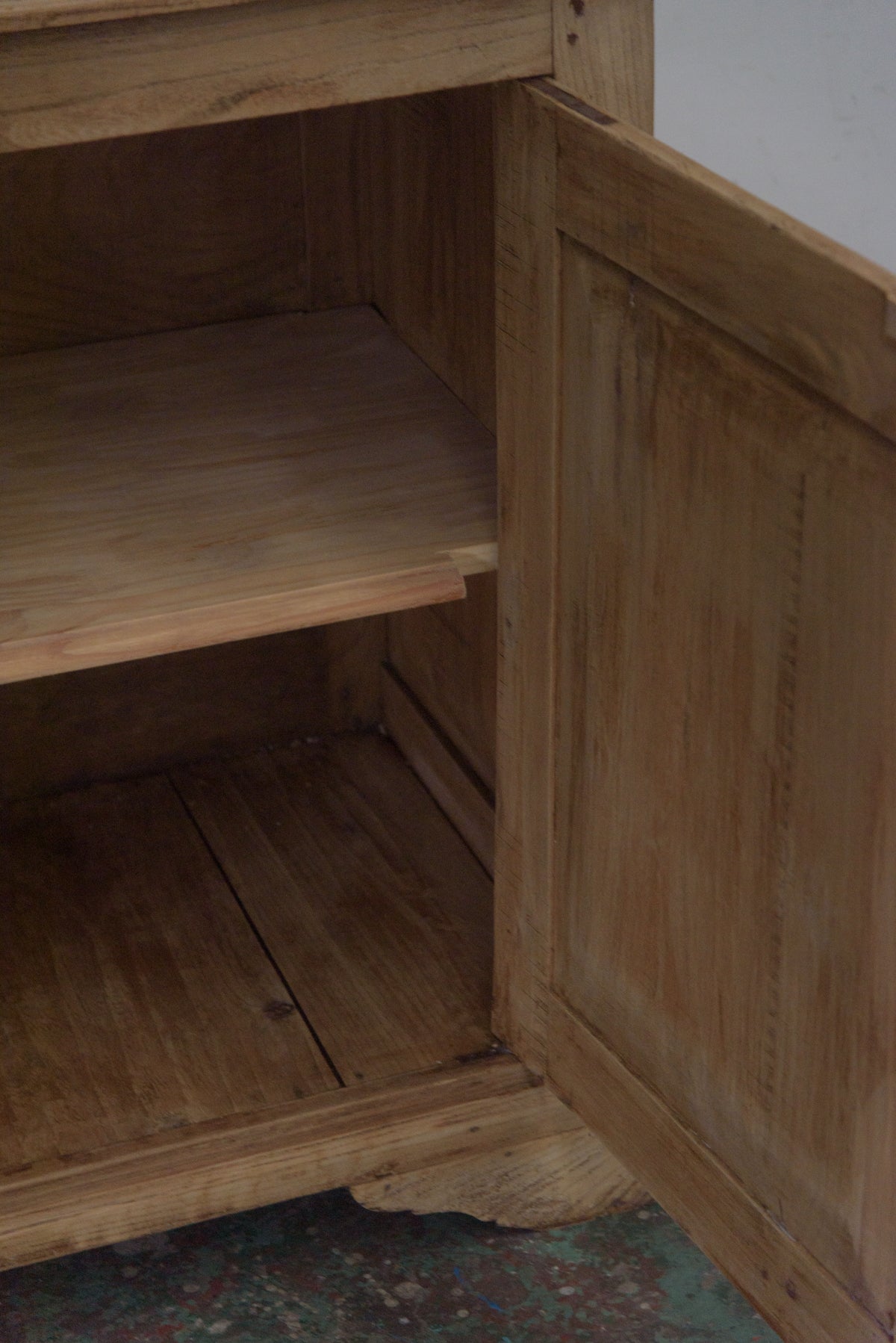 #9228 cabinet