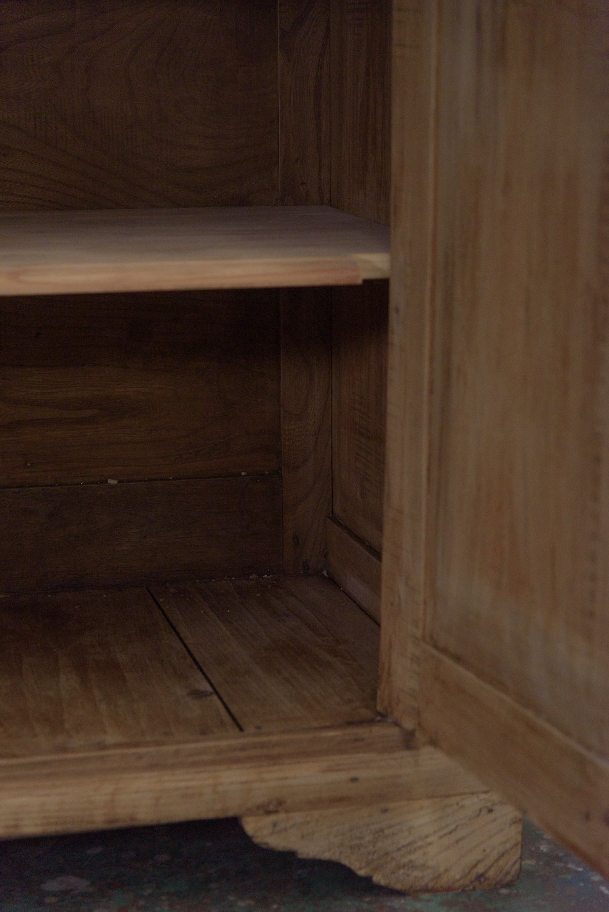 #9228 cabinet