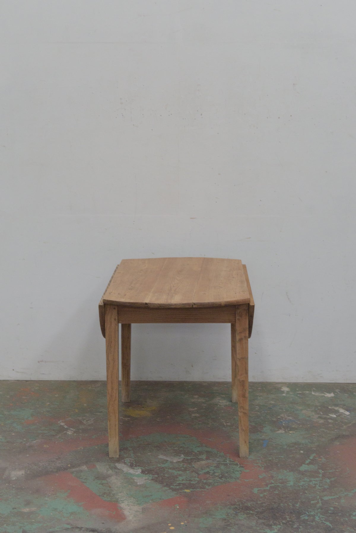 #9229 butterfly table