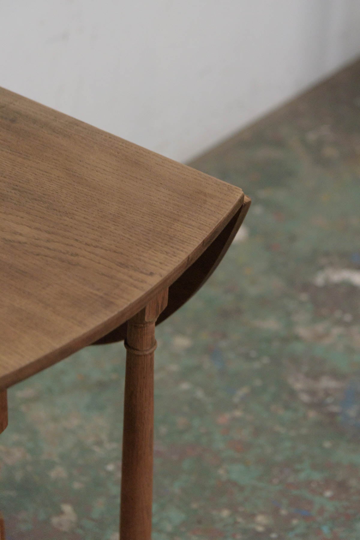 #9575 butterfly table