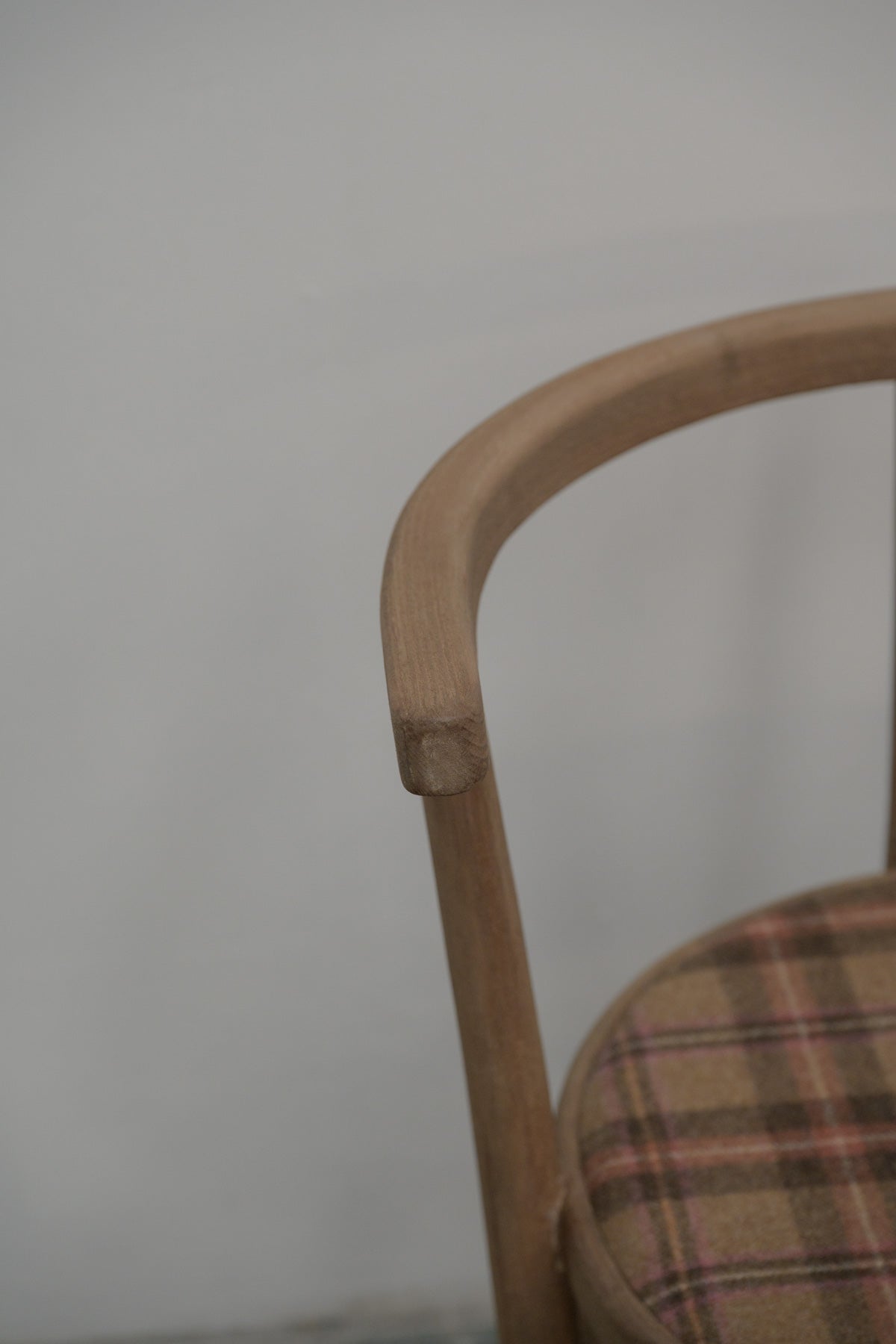 #0489 armchair