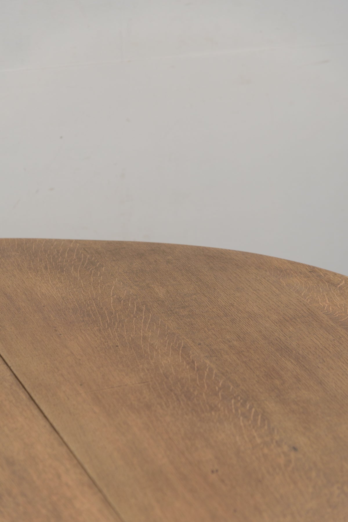 #9242 butterfly table