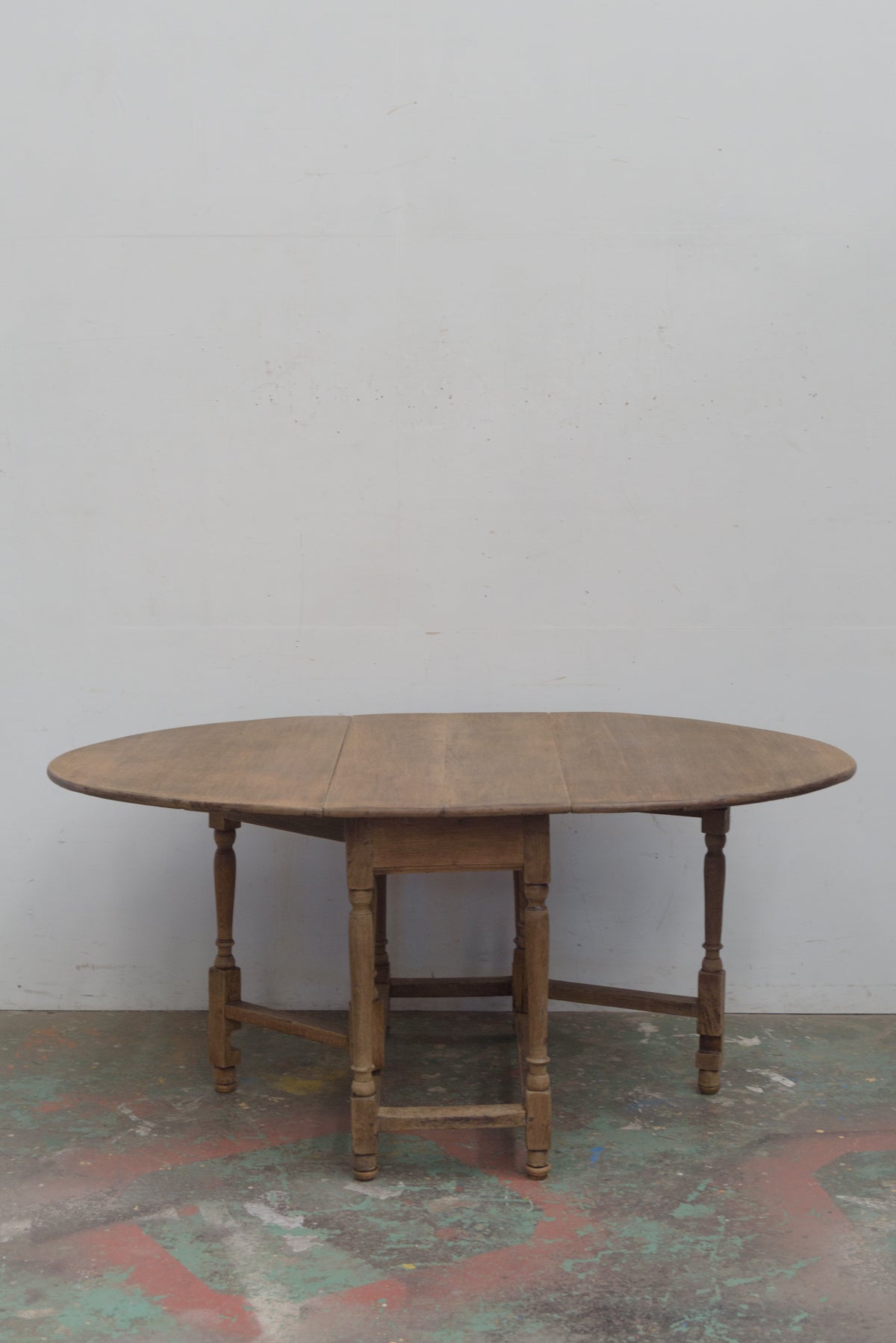 #9242 butterfly table