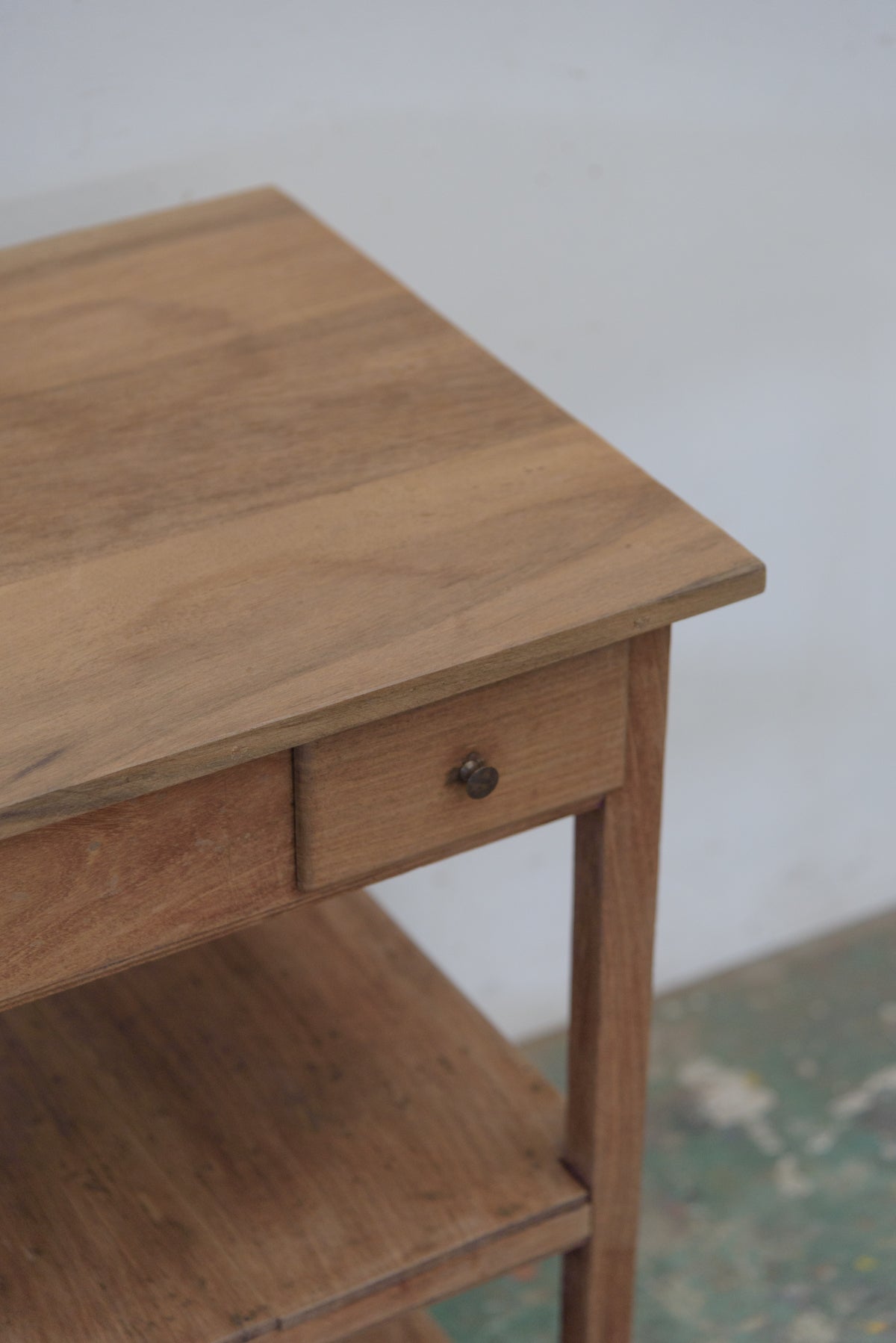 #8874 side table