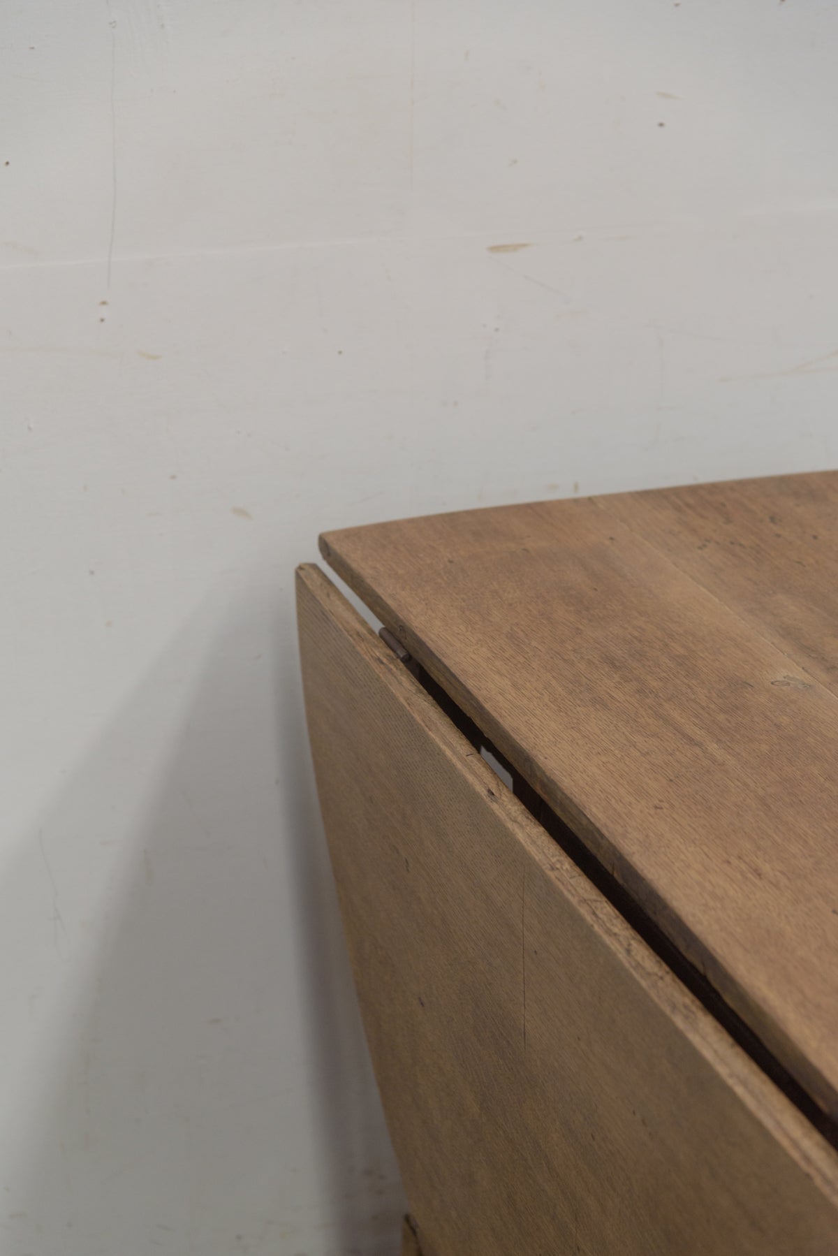 #9242 butterfly table