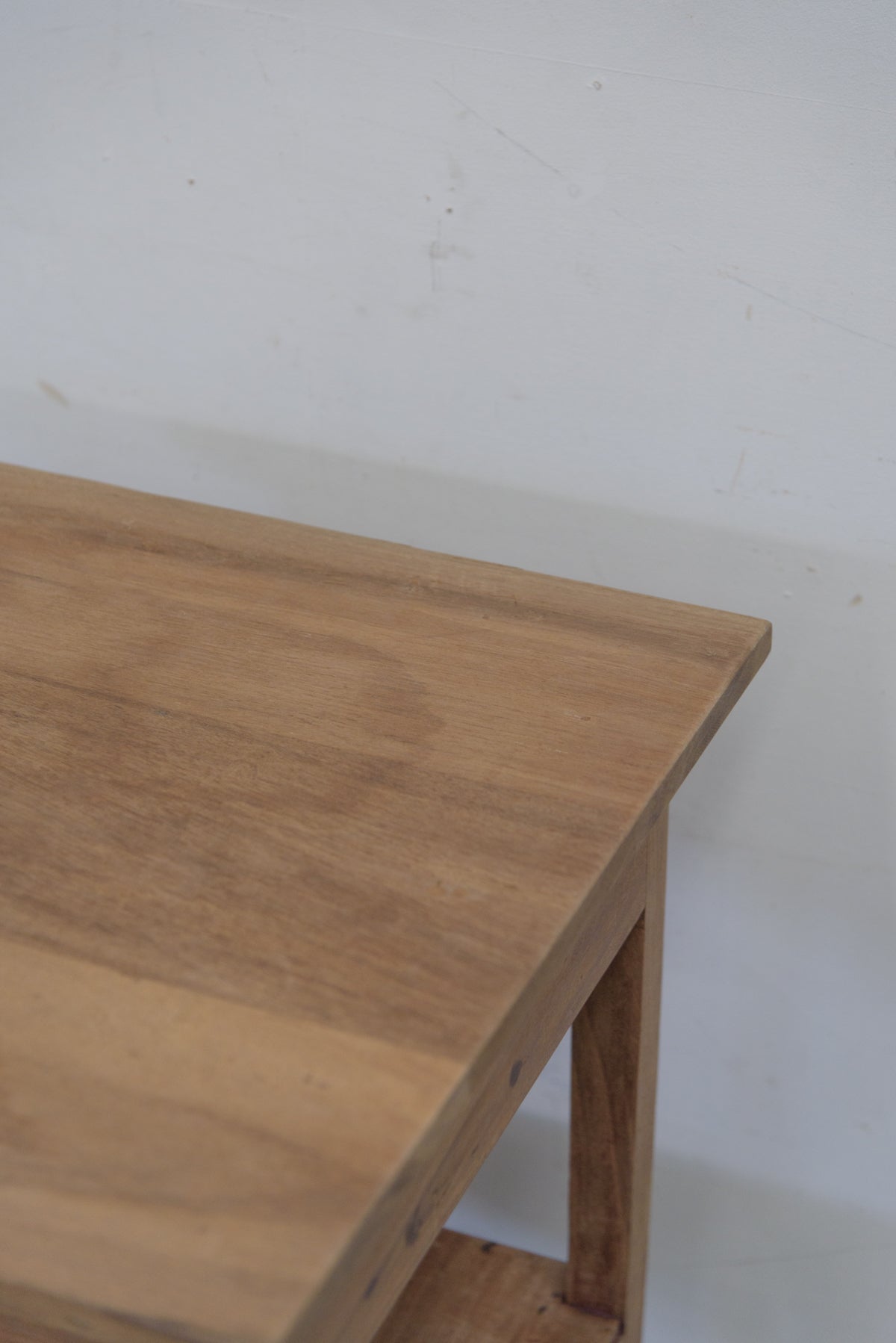 #8874 side table