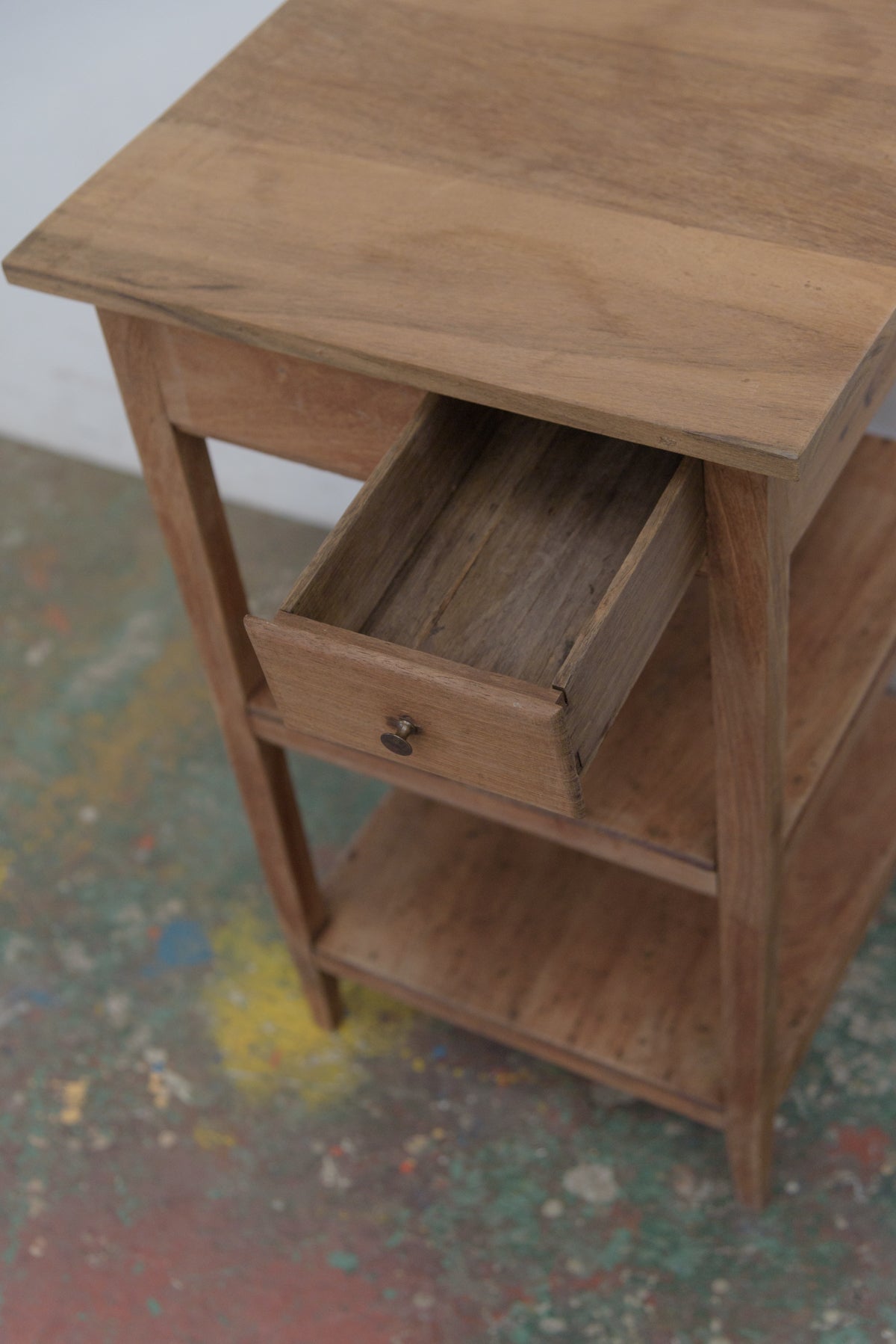 #8874 side table