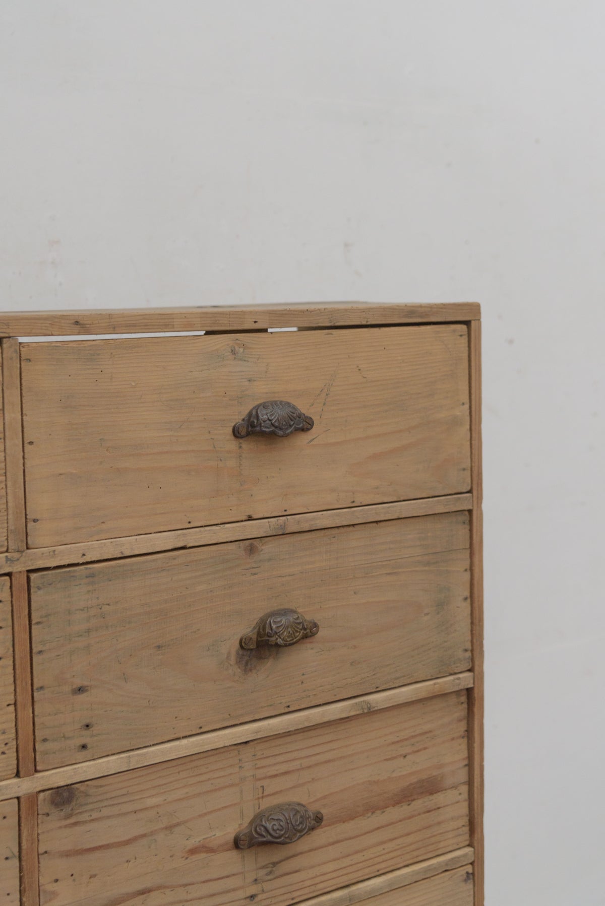#8880 cabinet