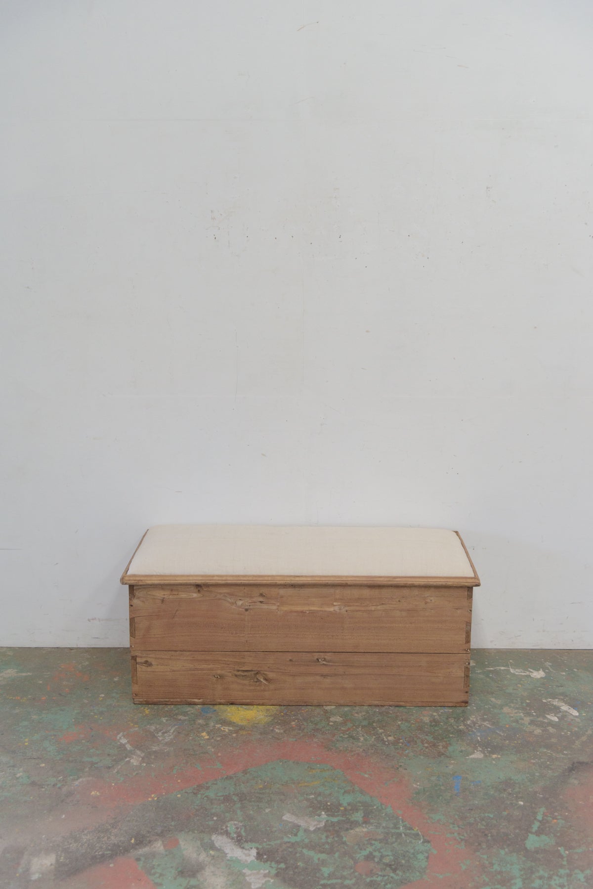 #8891 box bench