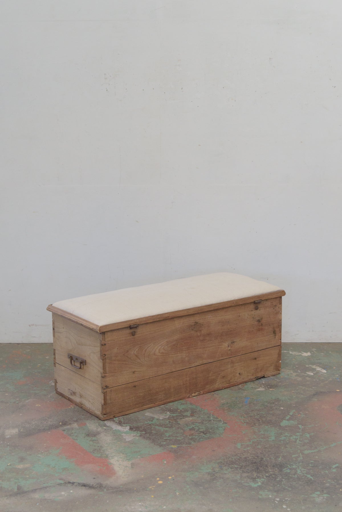 #8891 box bench