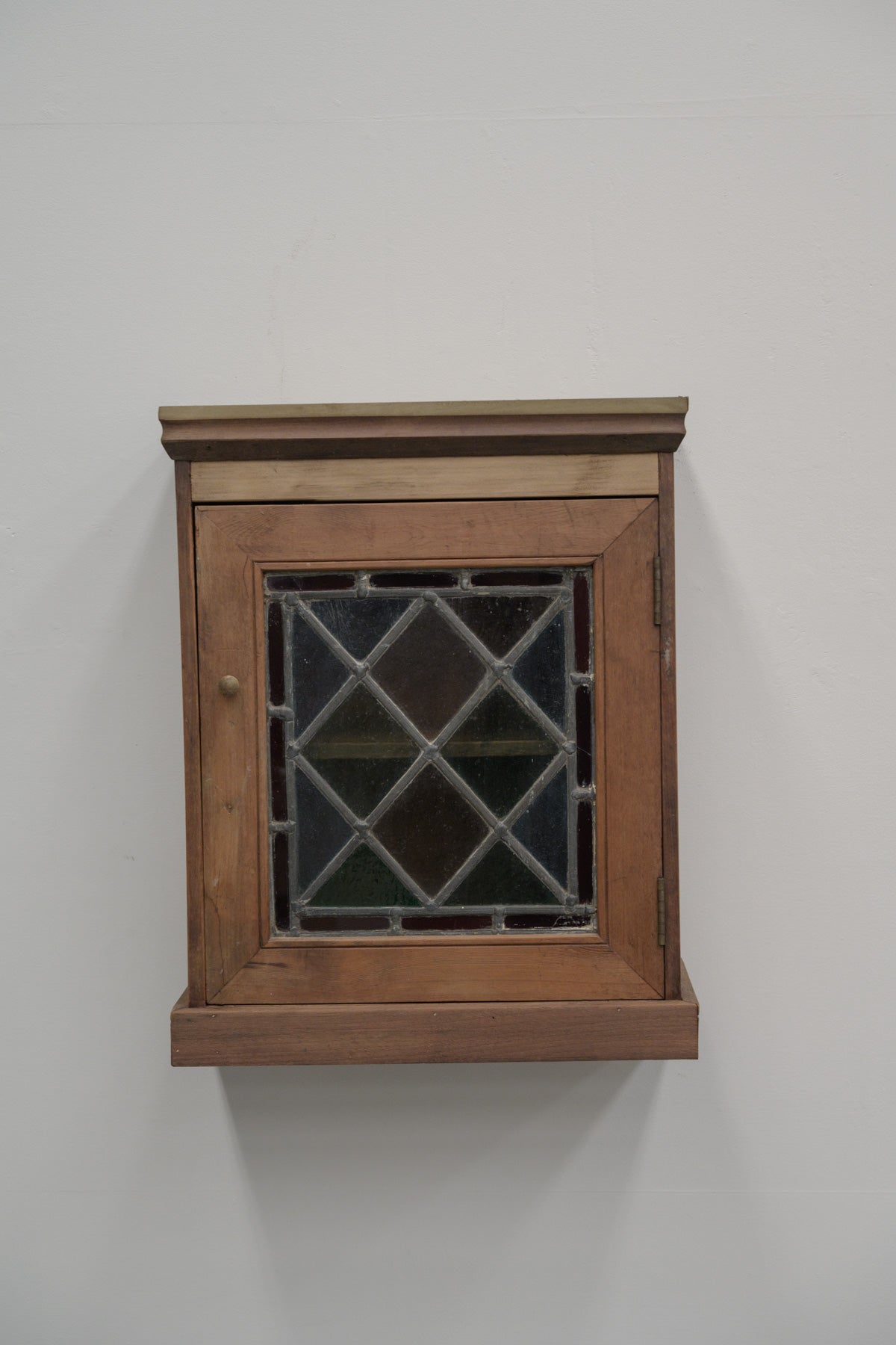 #0517 cabinet