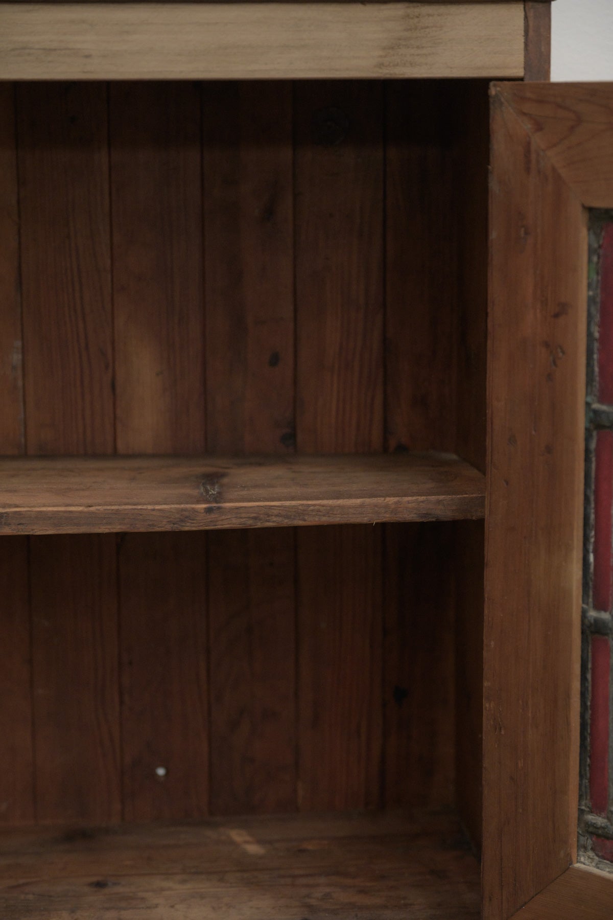 #0517 cabinet