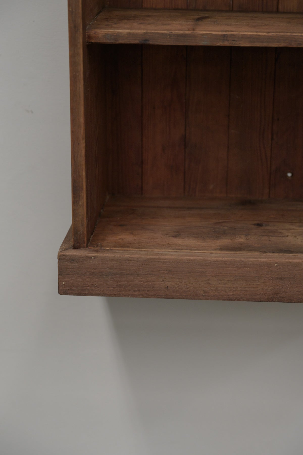 #0517 cabinet