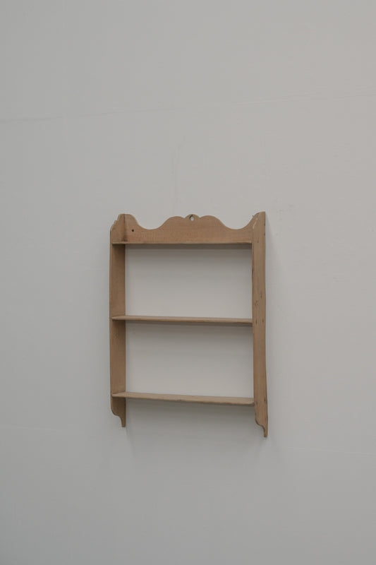 #0518 shelf