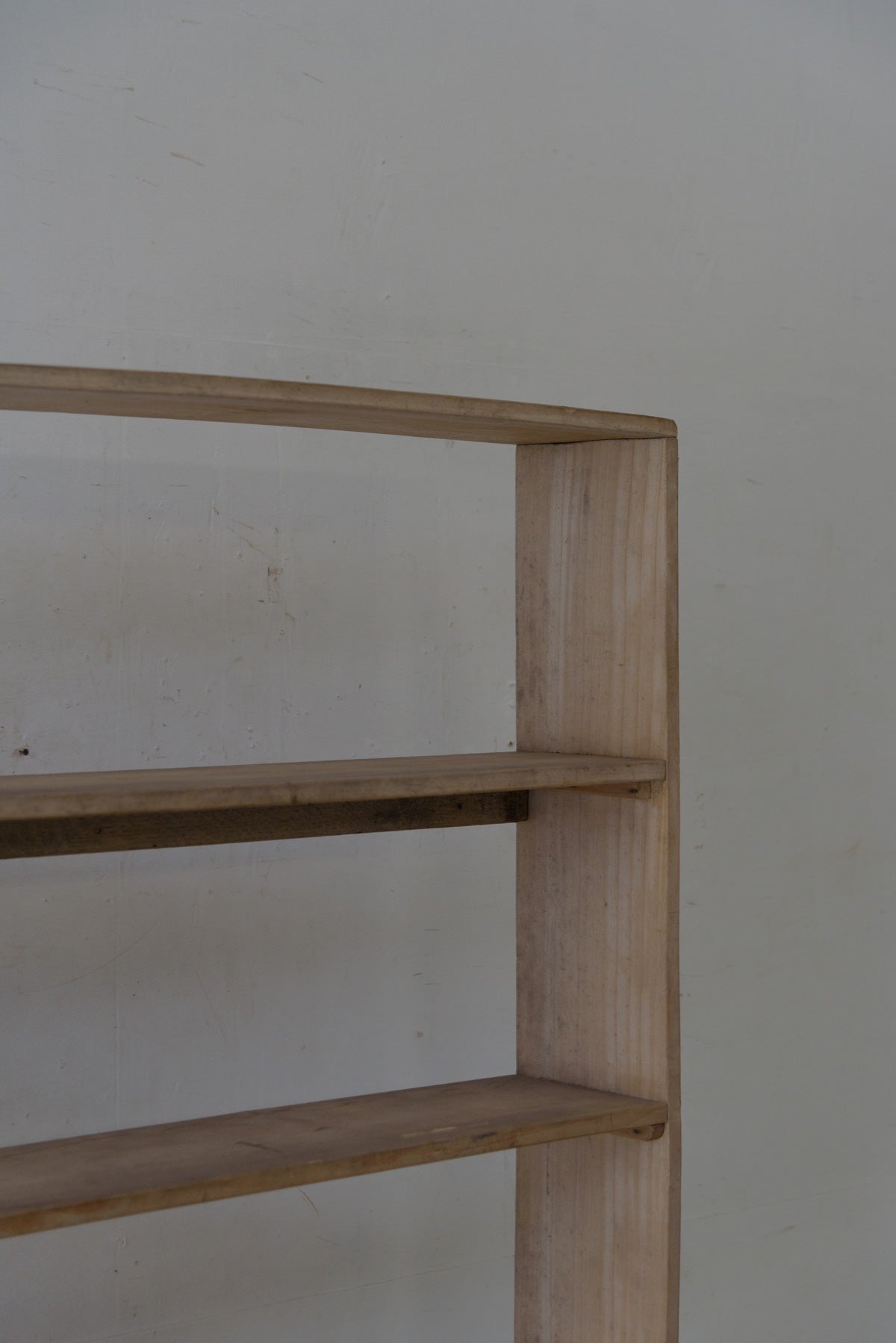 #9968 shelf