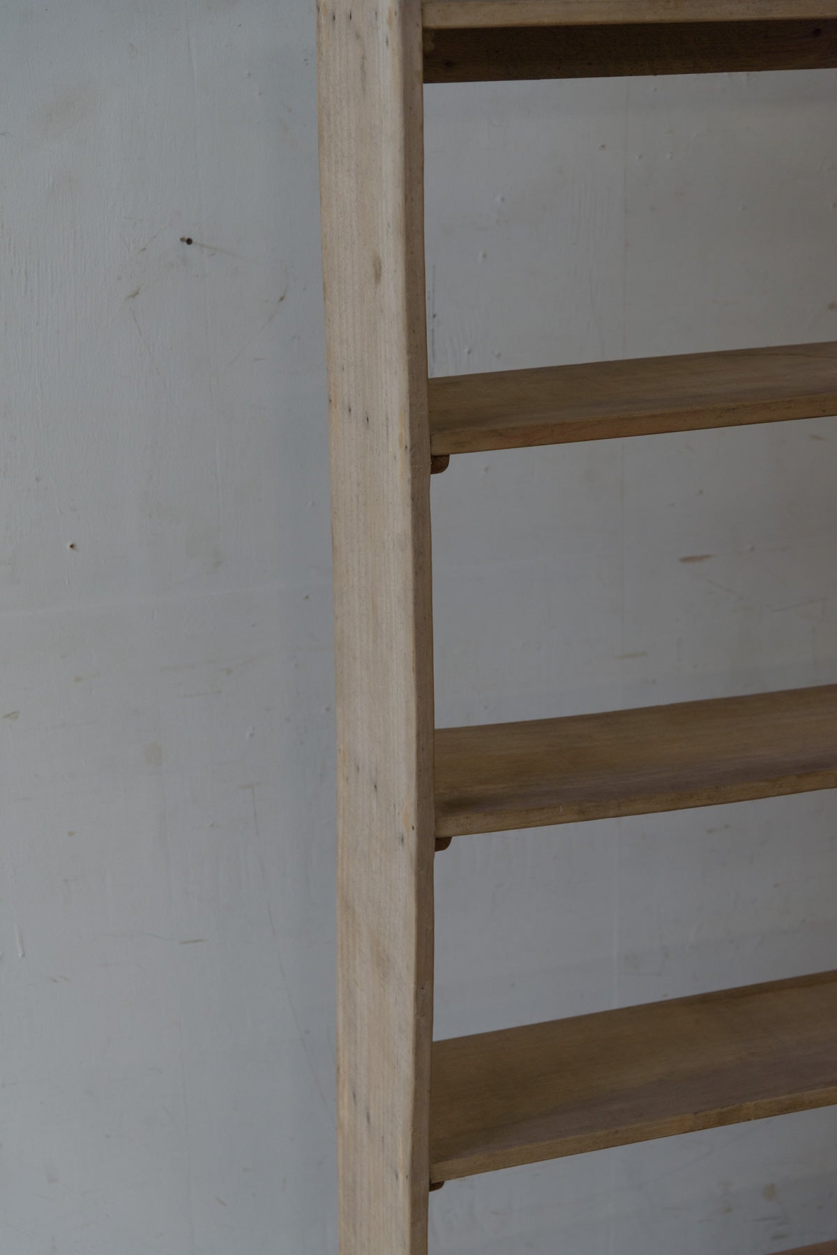 #9968 shelf