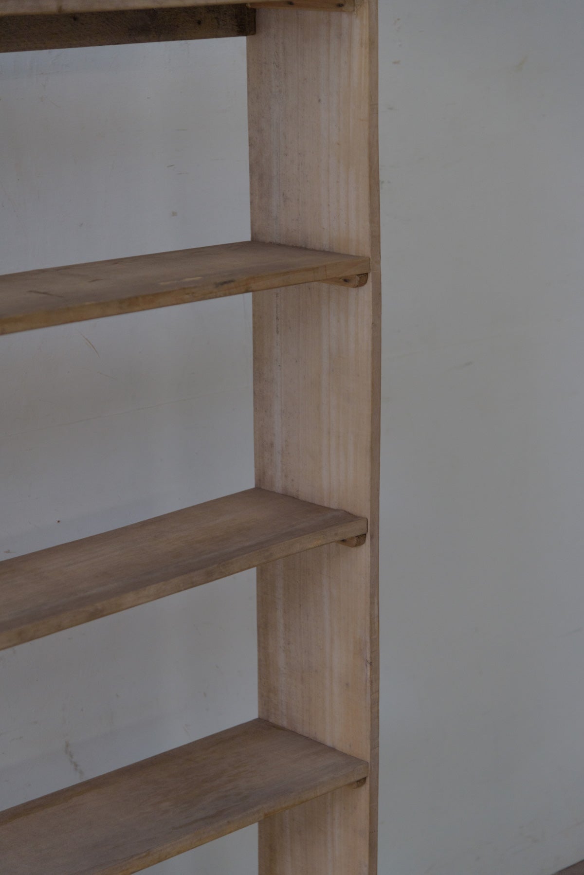 #9968 shelf