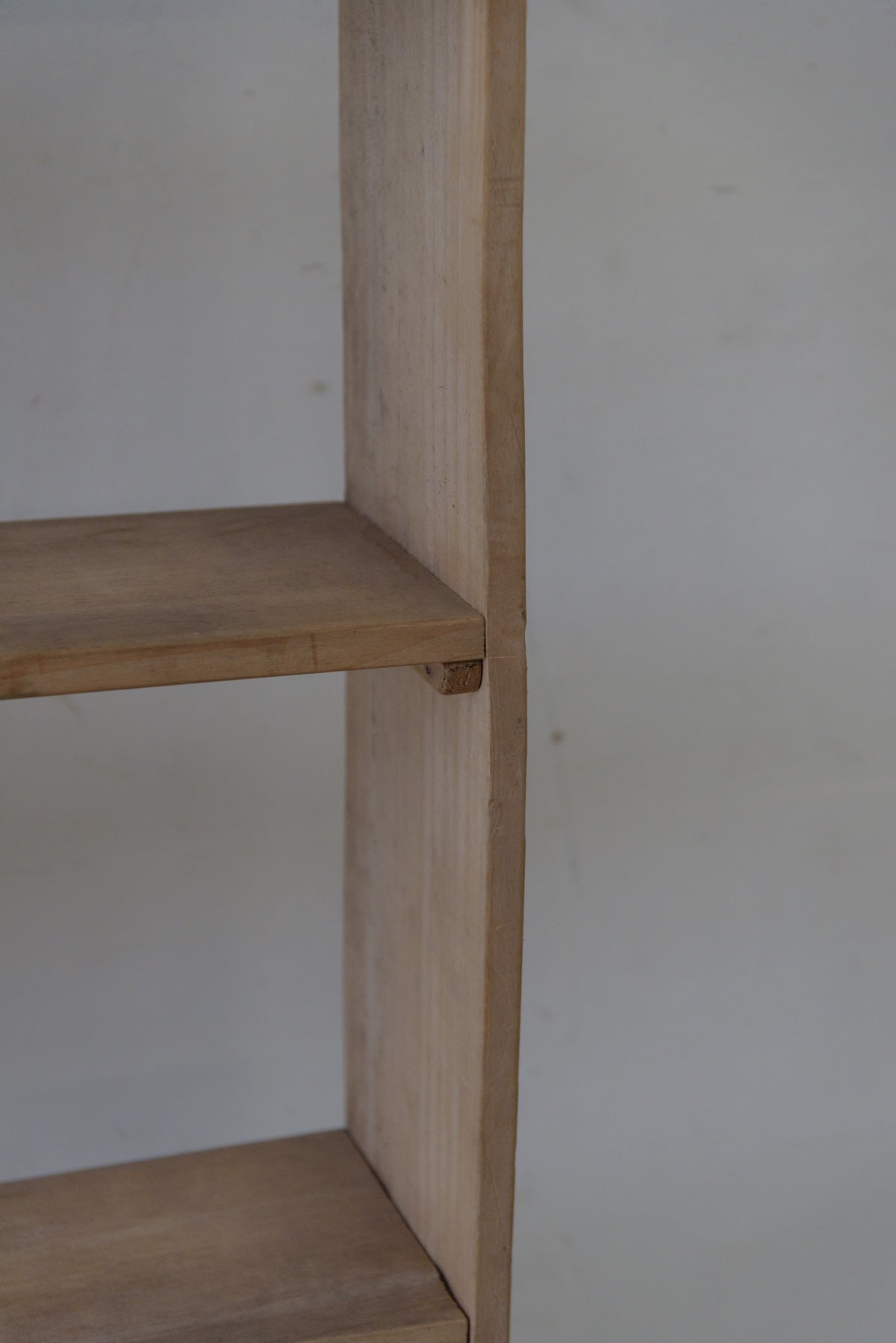 #9968 shelf