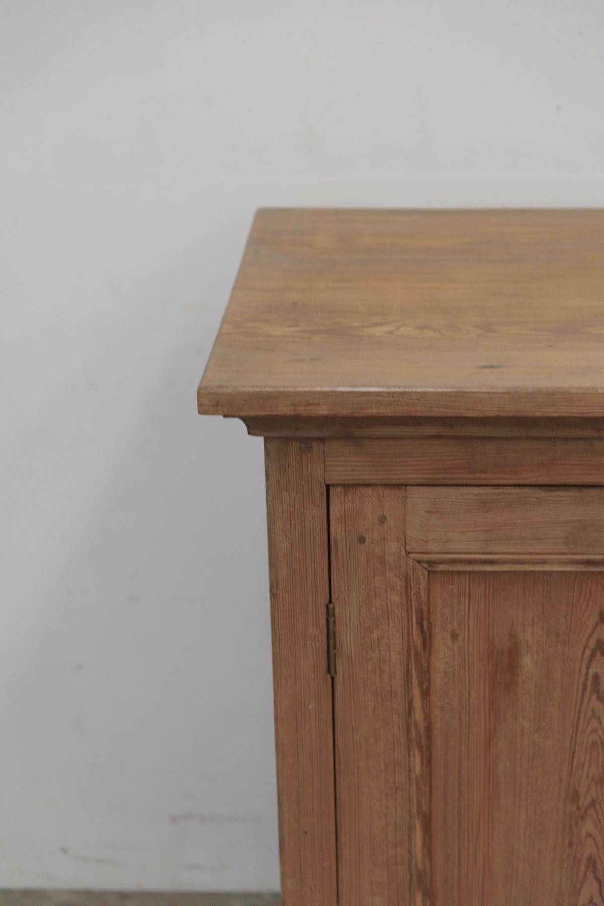 #9271 cabinet