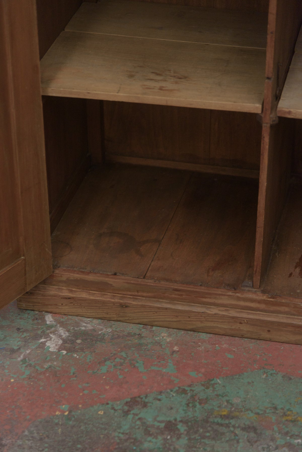 #9271 cabinet