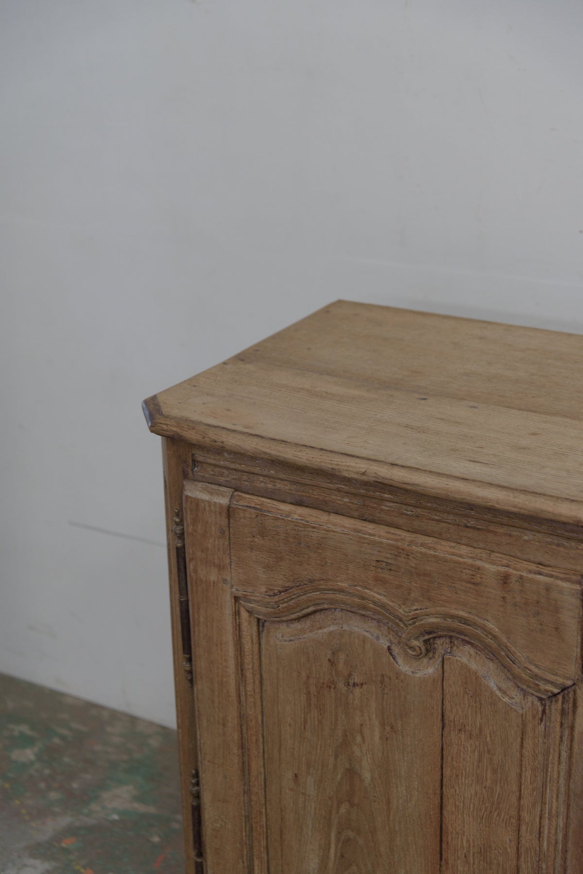 #9282 cabinet