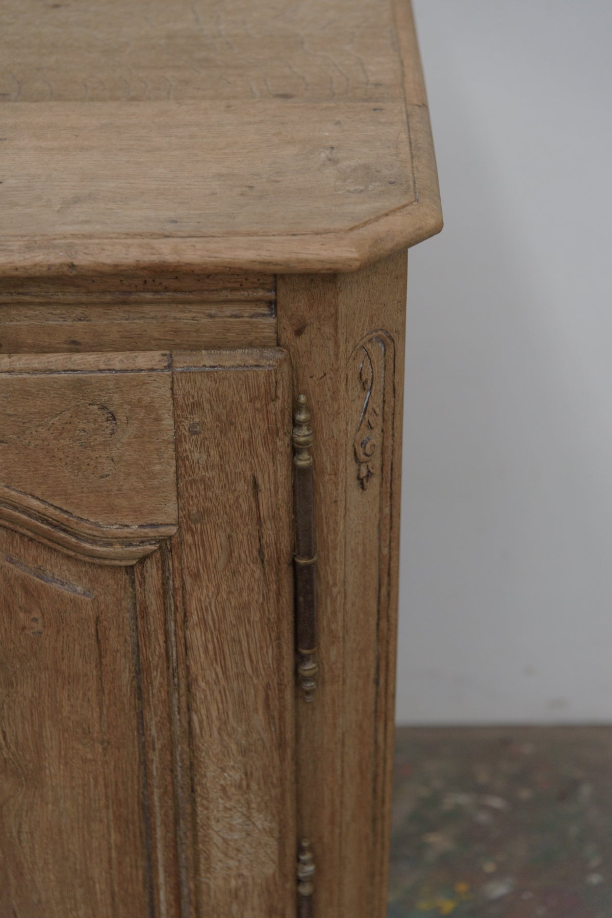 #9282 cabinet