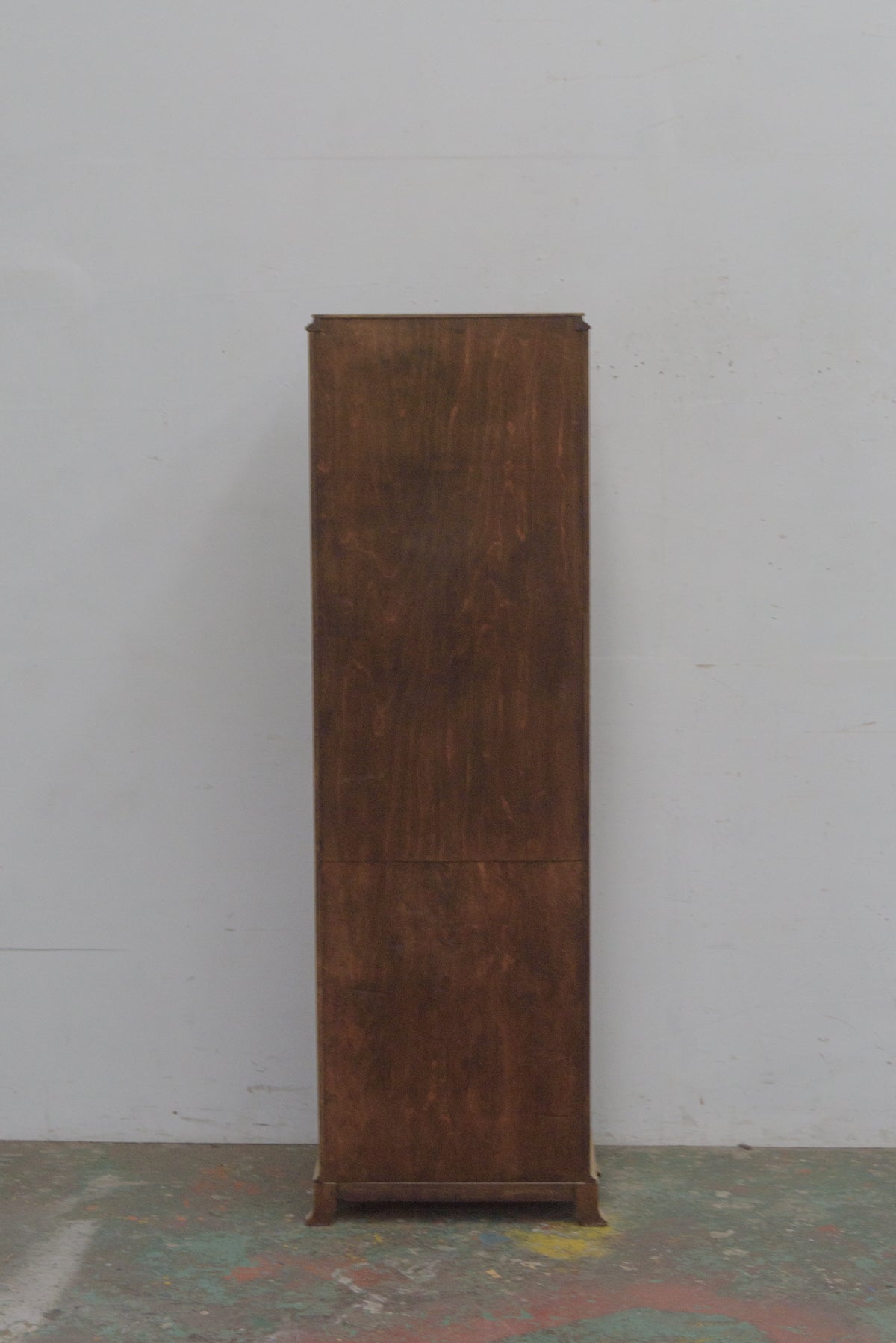 #9293 glass cabinet