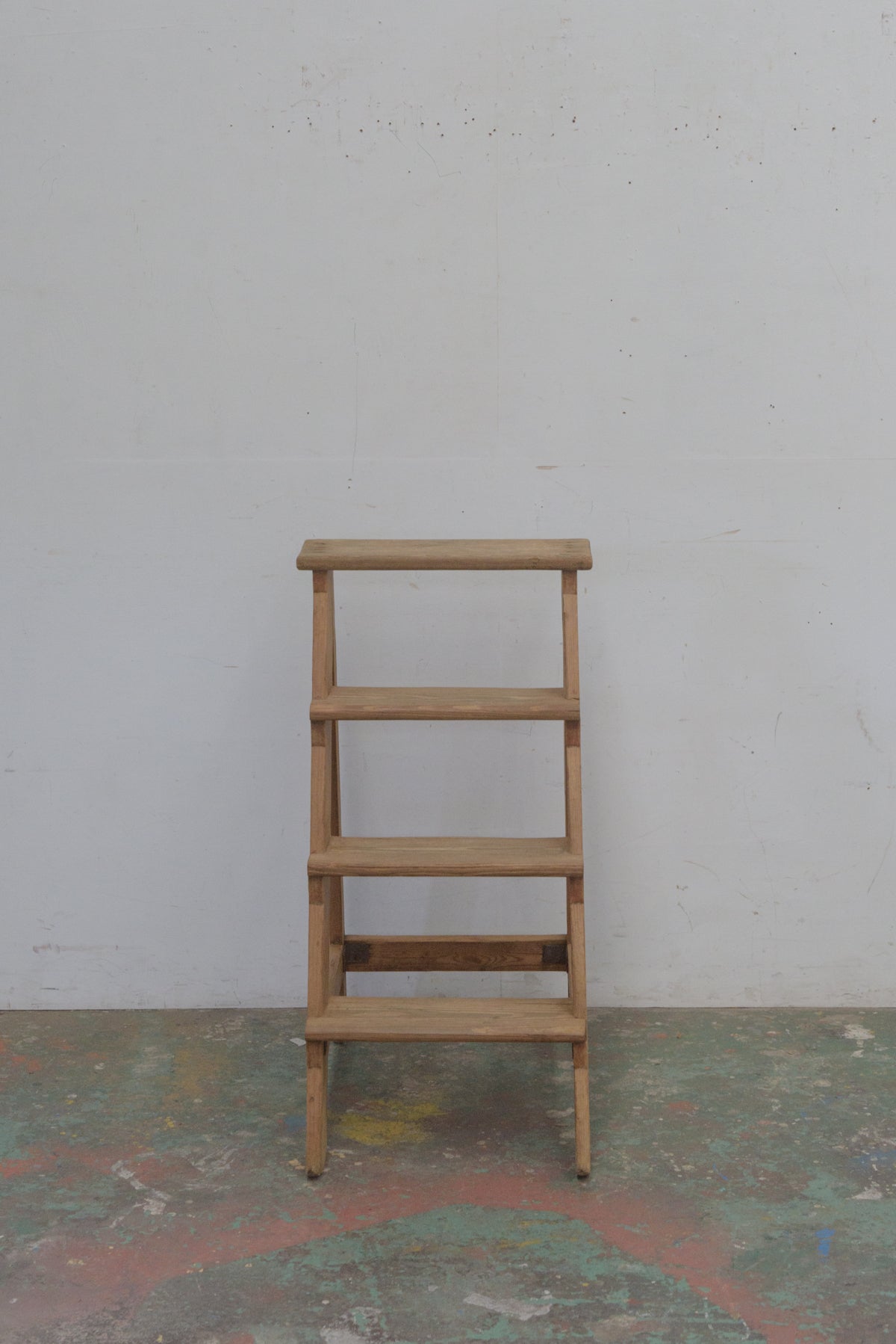 #9308 step ladder