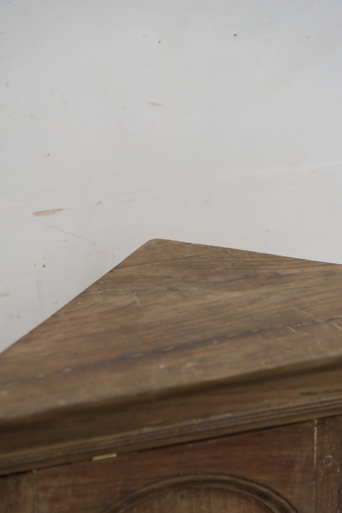 #9625 corner cabinet