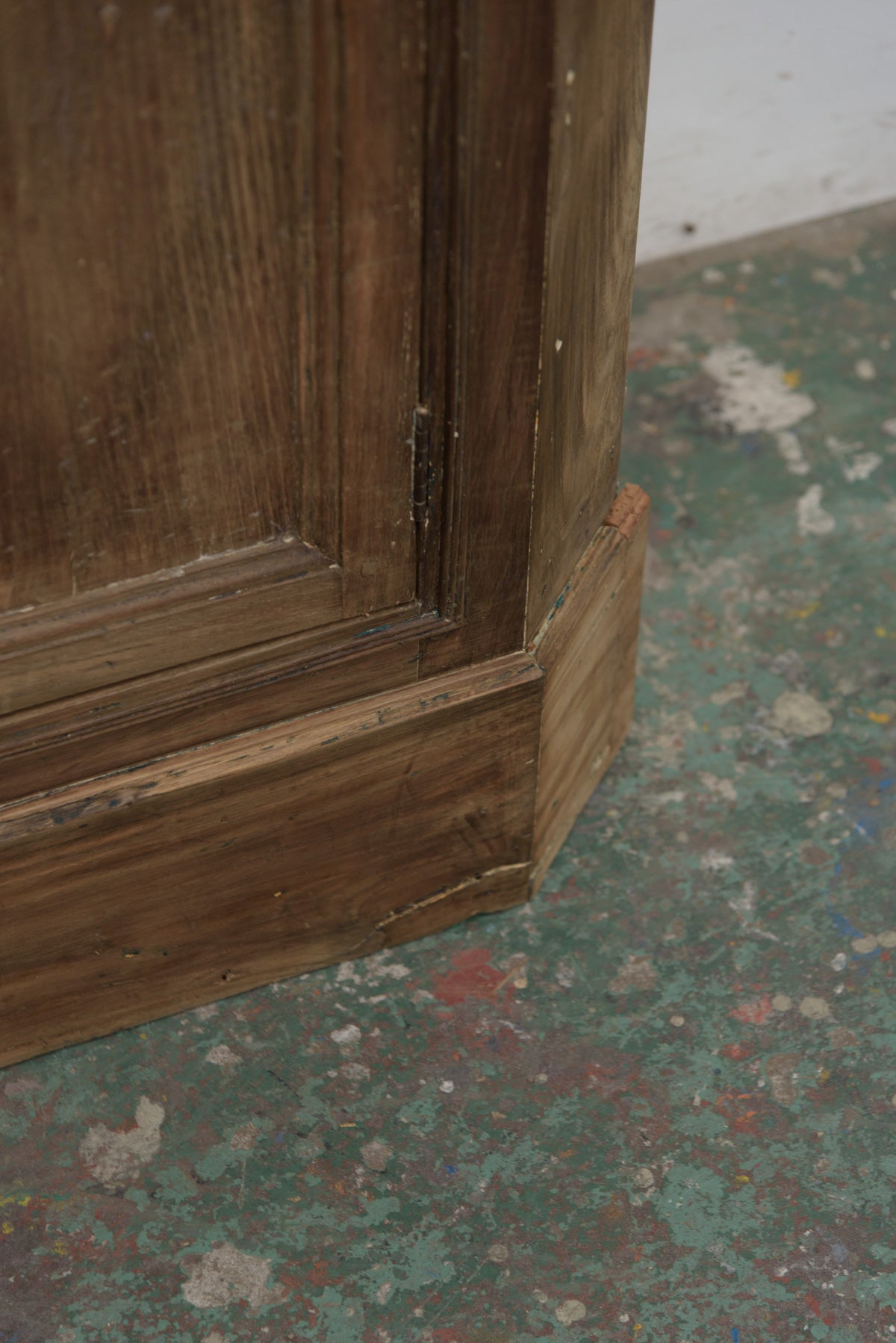 #9625 corner cabinet