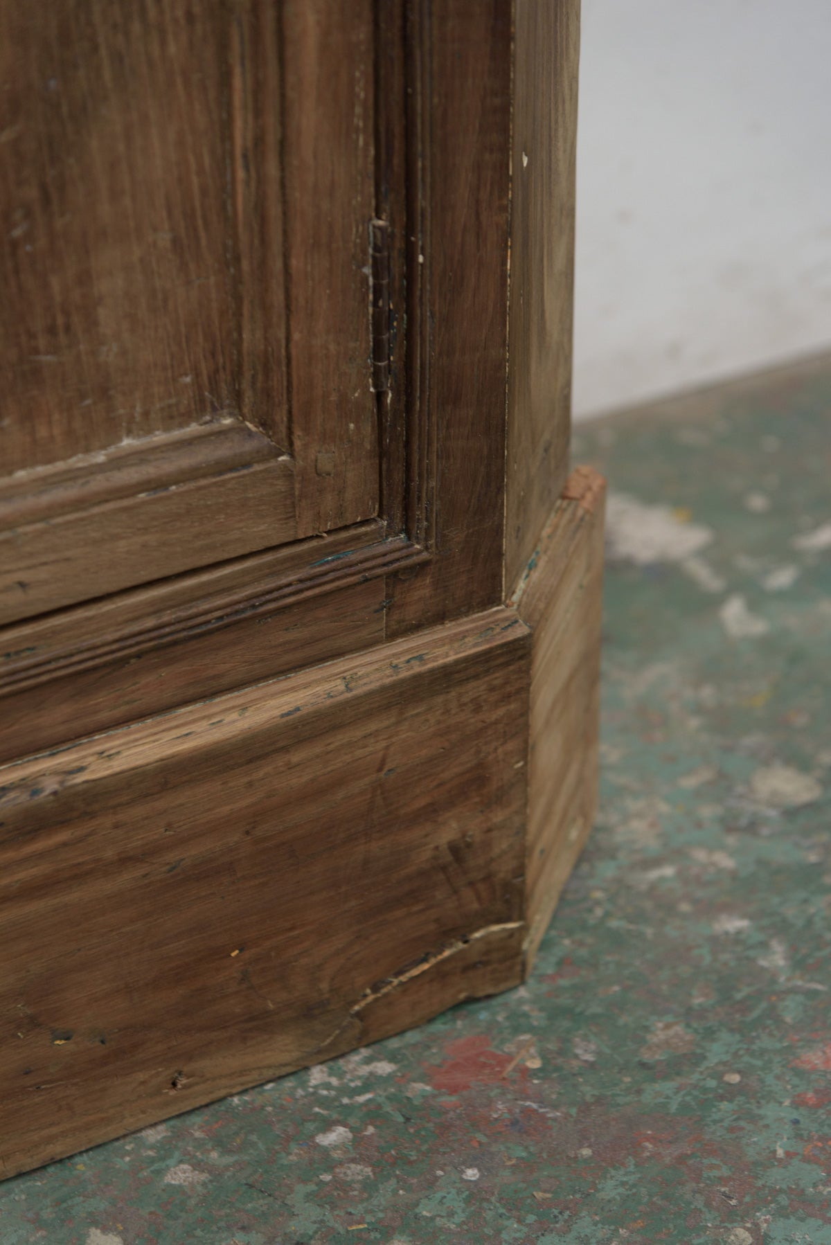 #9625 corner cabinet