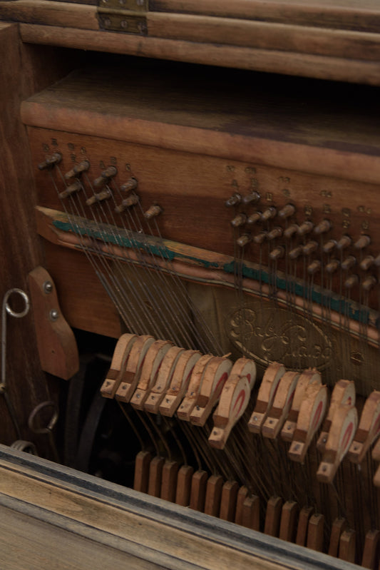 #9640 barrel piano