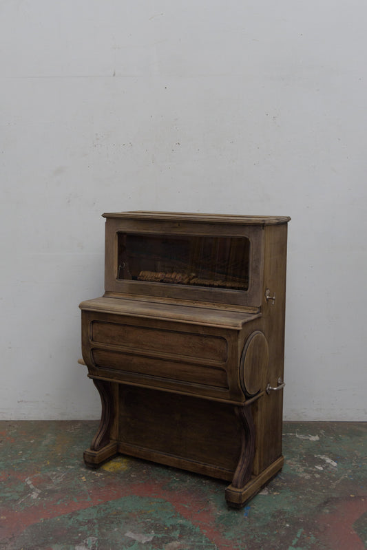 #9640 barrel piano