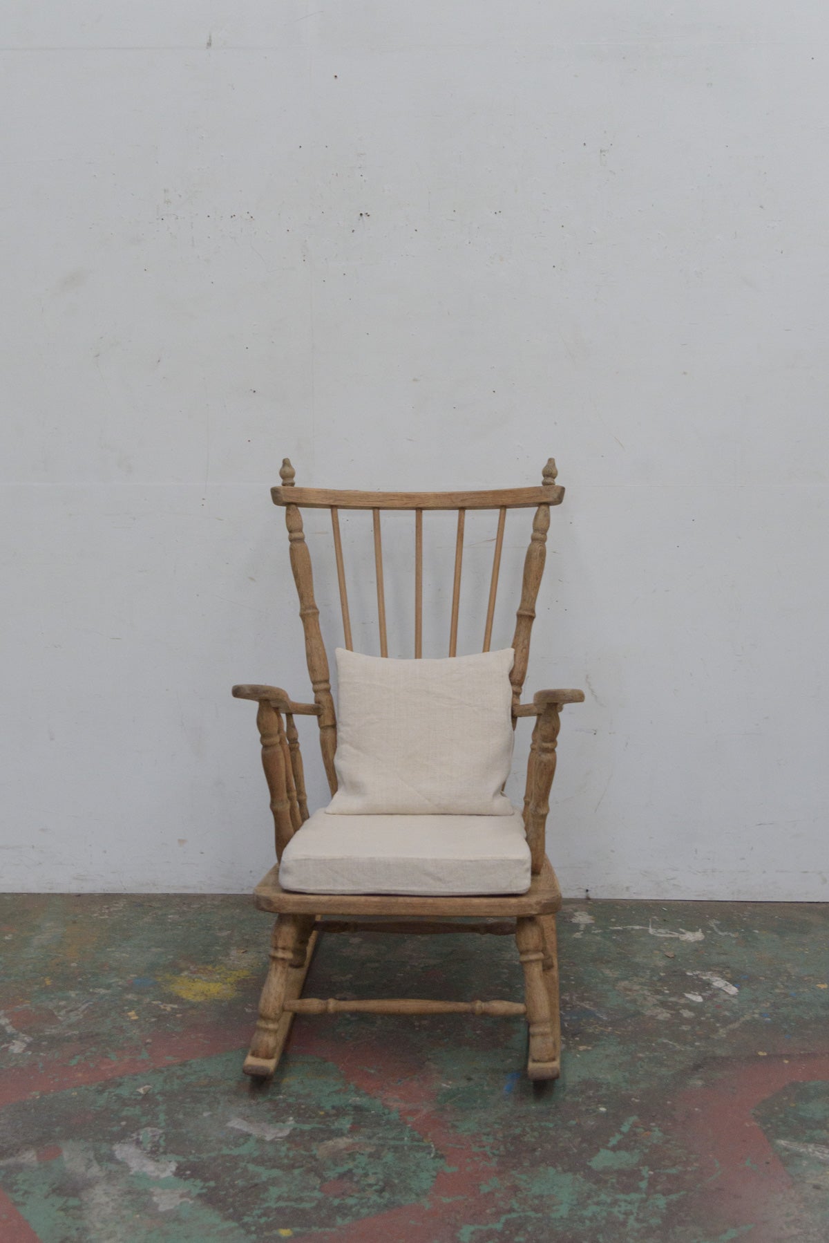 #9647 rocking chair