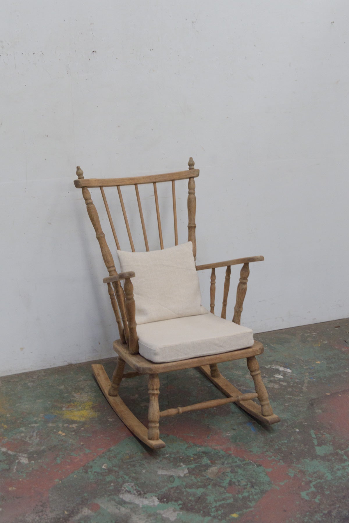 #9647 rocking chair
