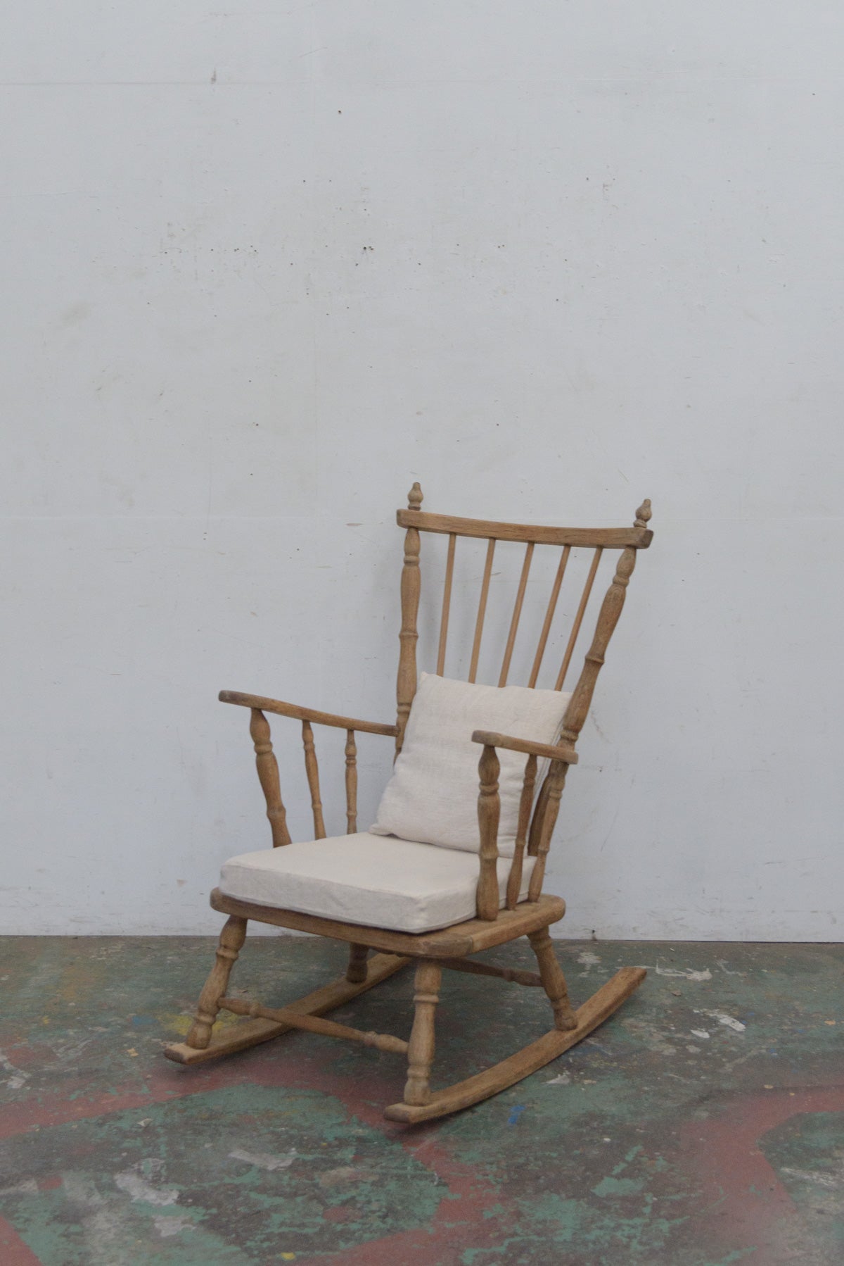 #9647 rocking chair