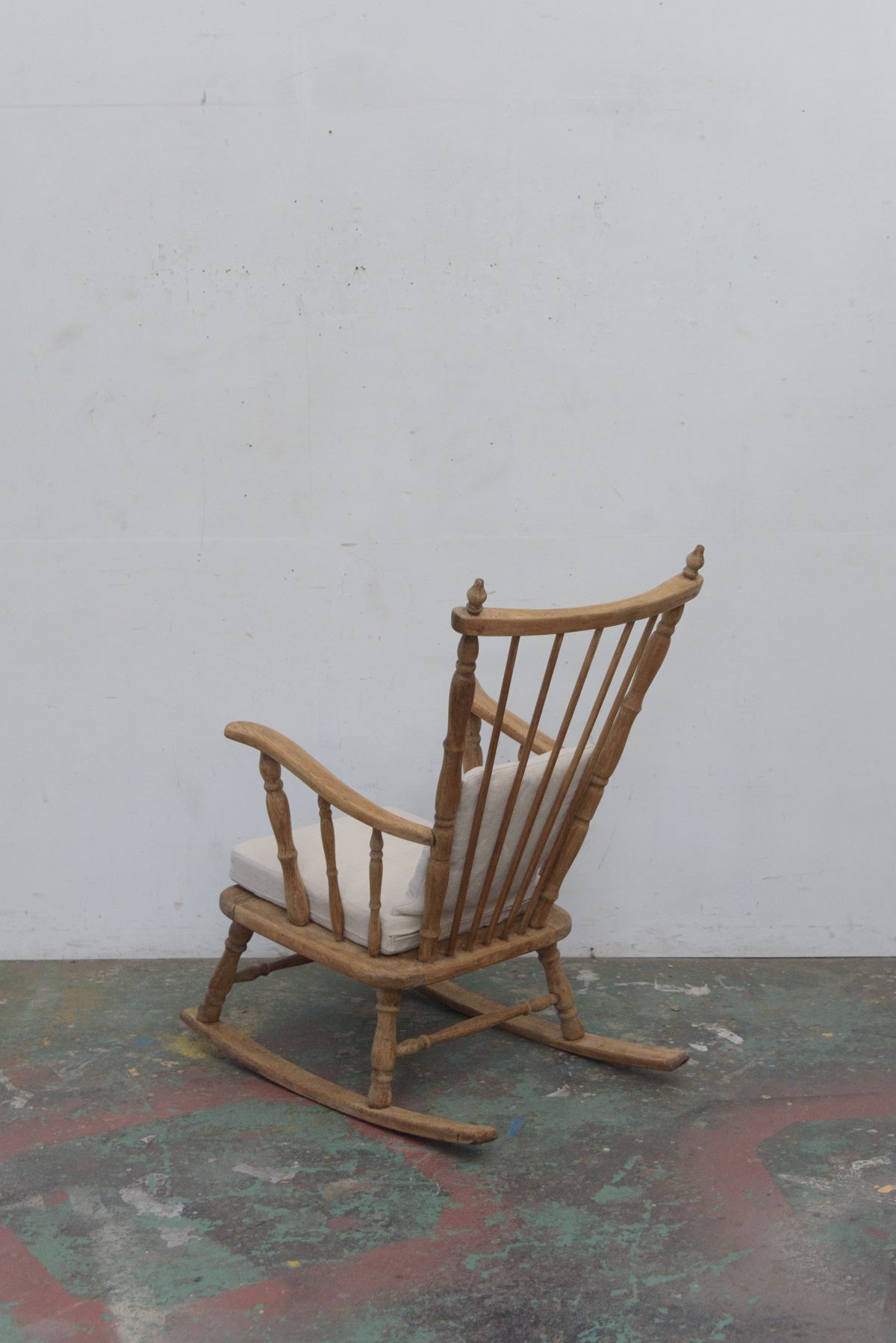 #9647 rocking chair
