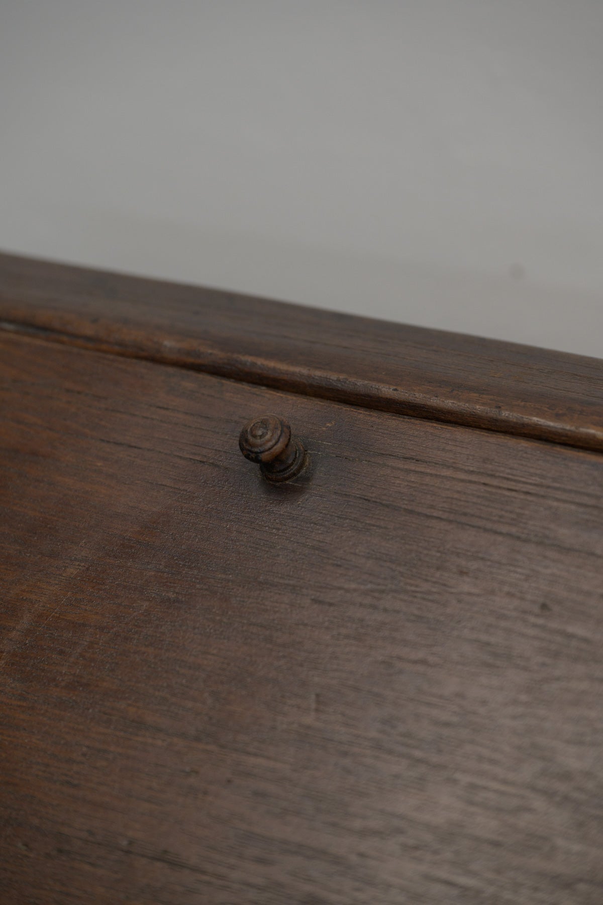 #0562 shelf