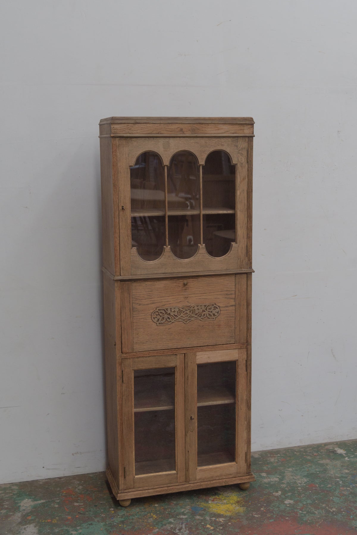 #9339 cabinet