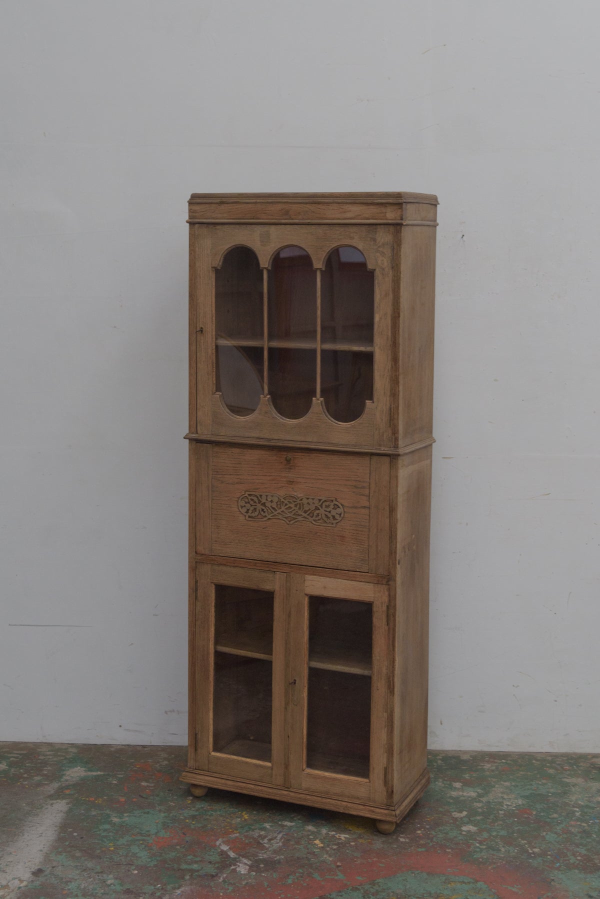 #9339 cabinet