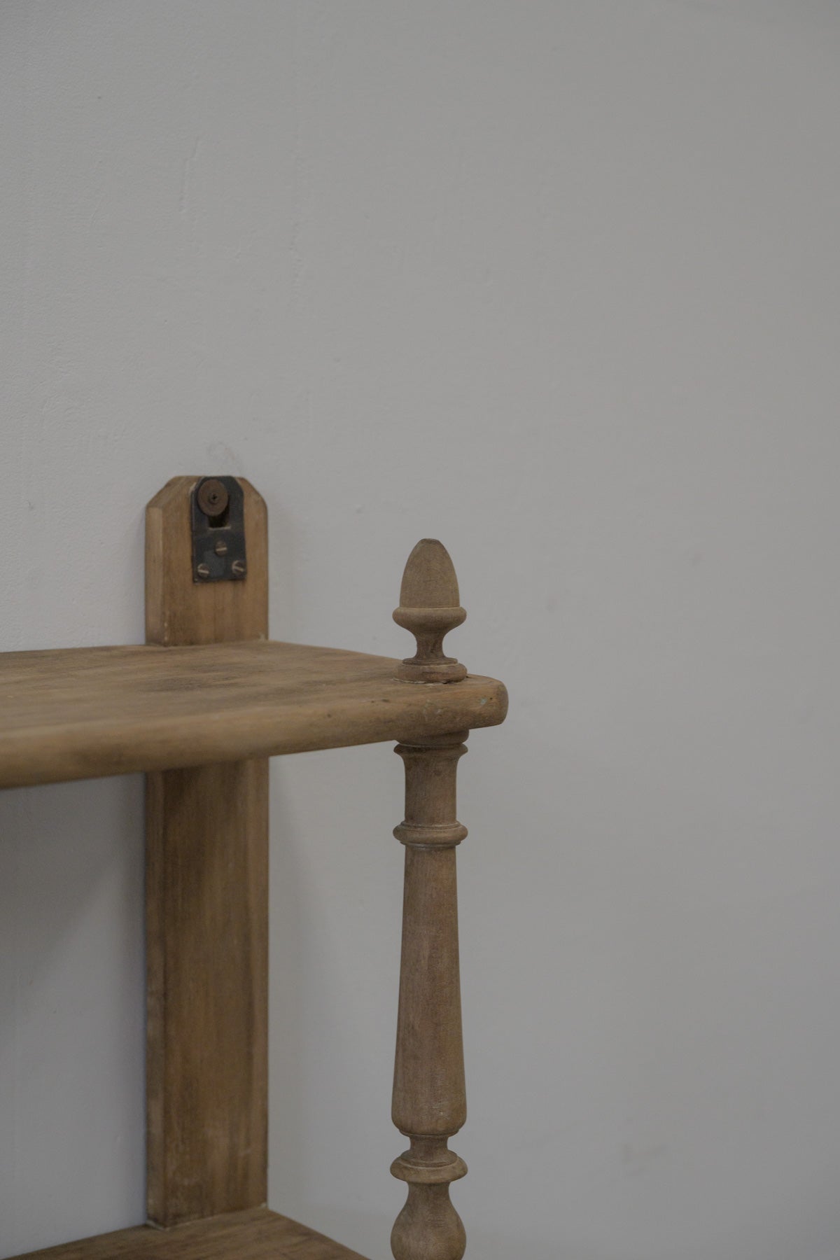 #0571 wall shelf
