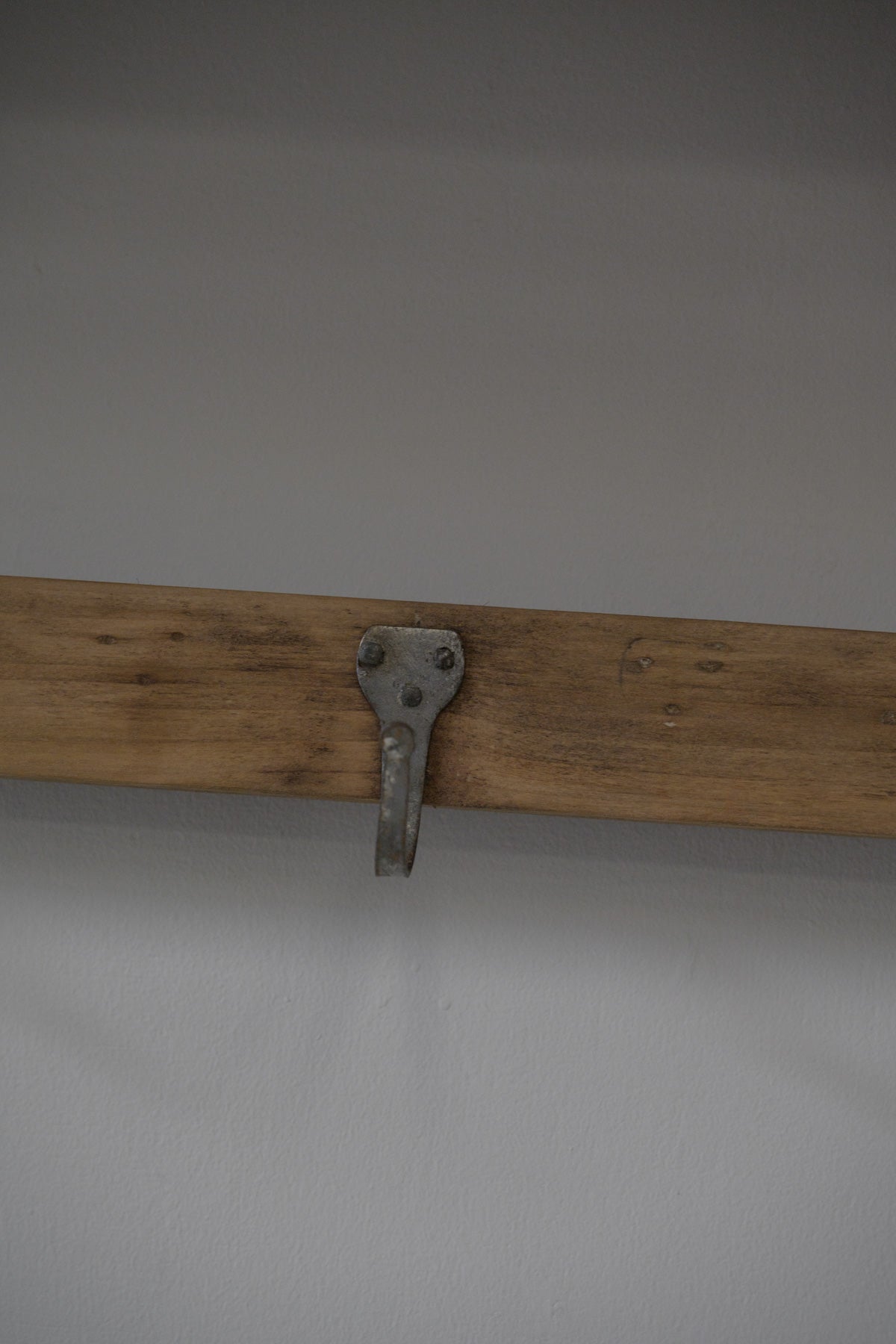 #0571 wall shelf