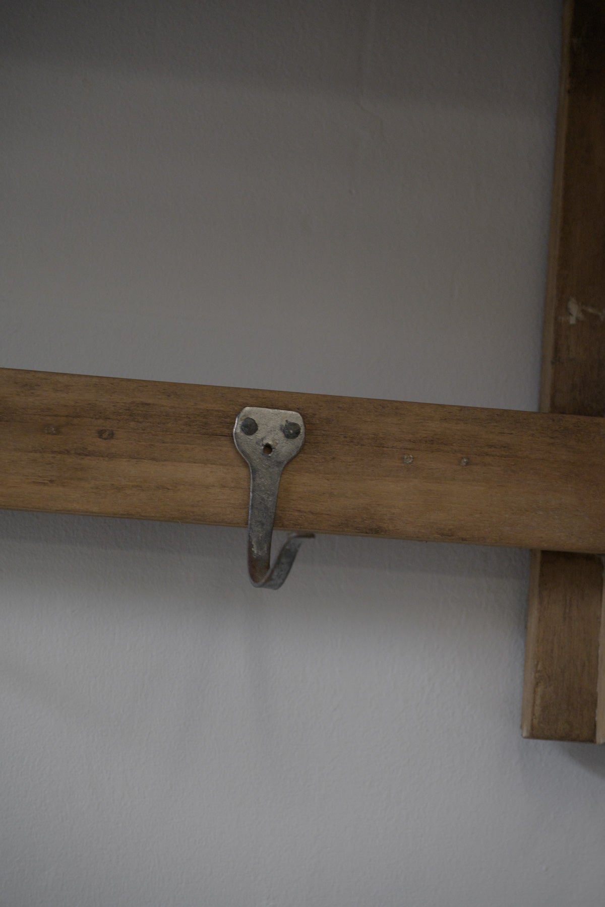 #0571 wall shelf