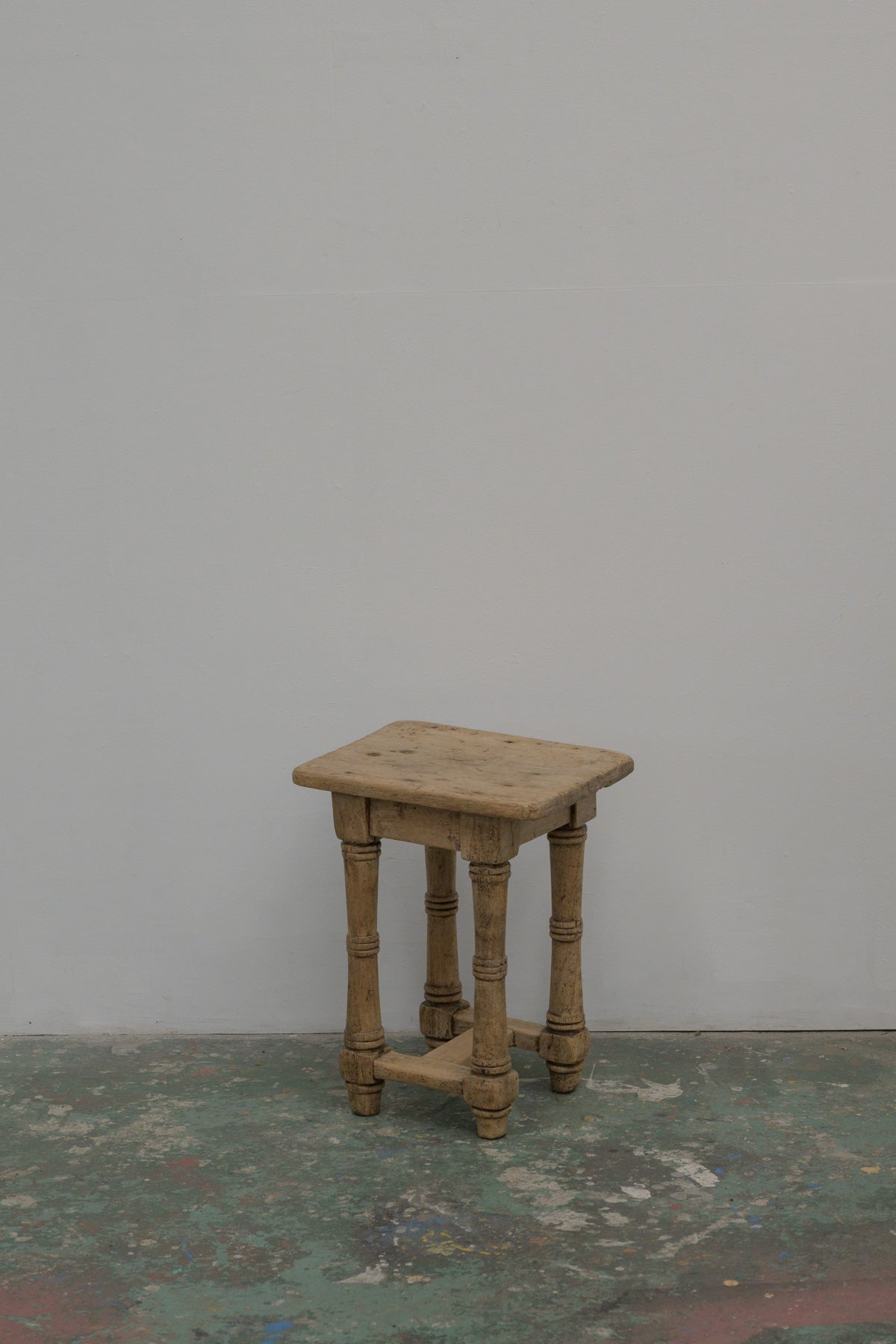 #0578 stool