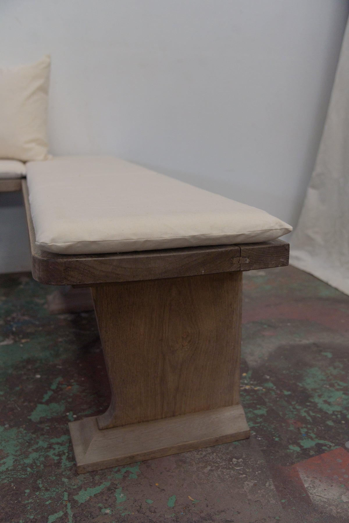 #9181 bench