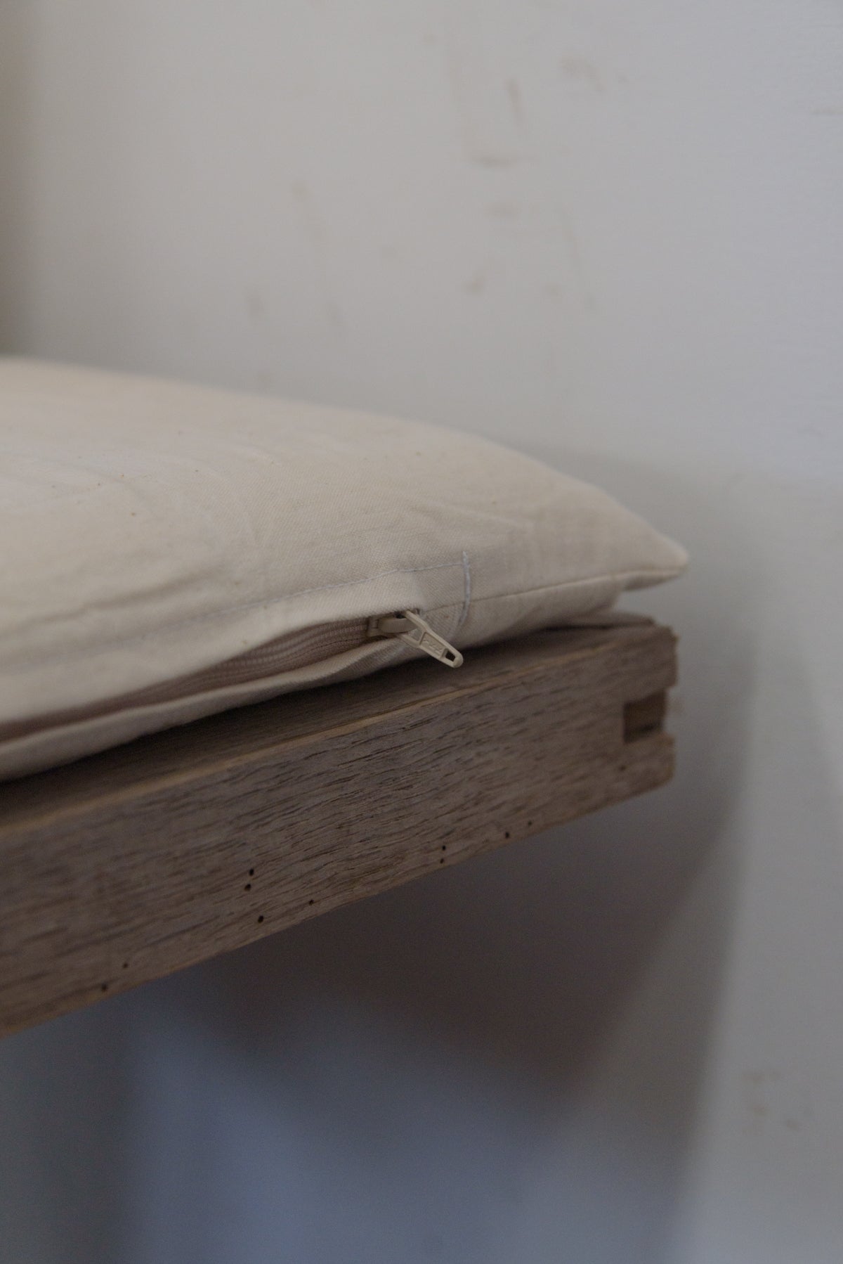 #9181 bench