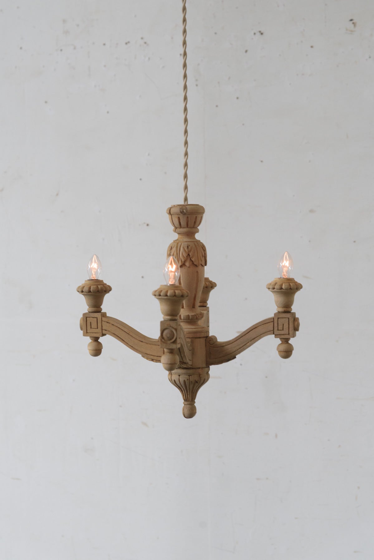 #9681 chandelier