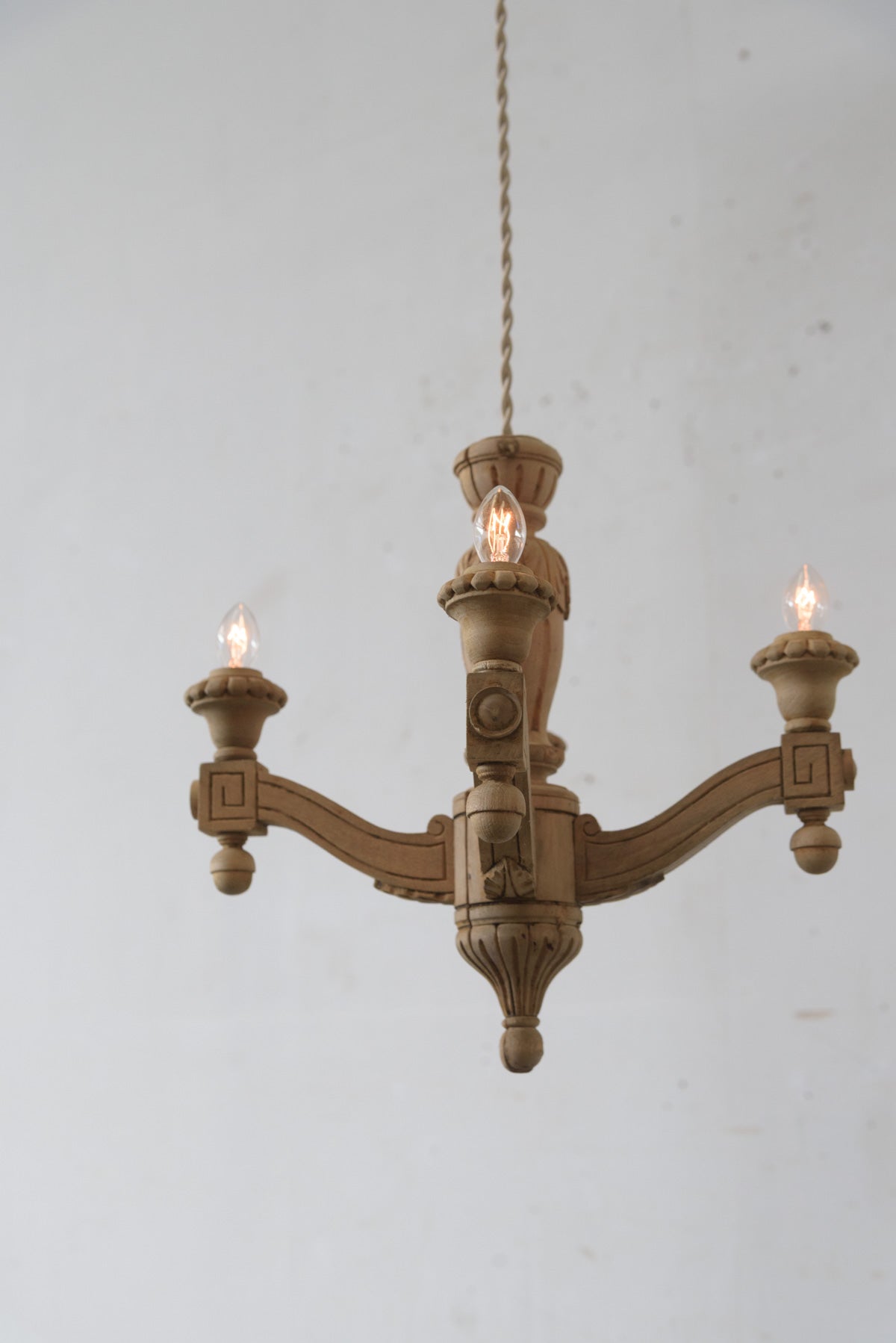 #9681 chandelier