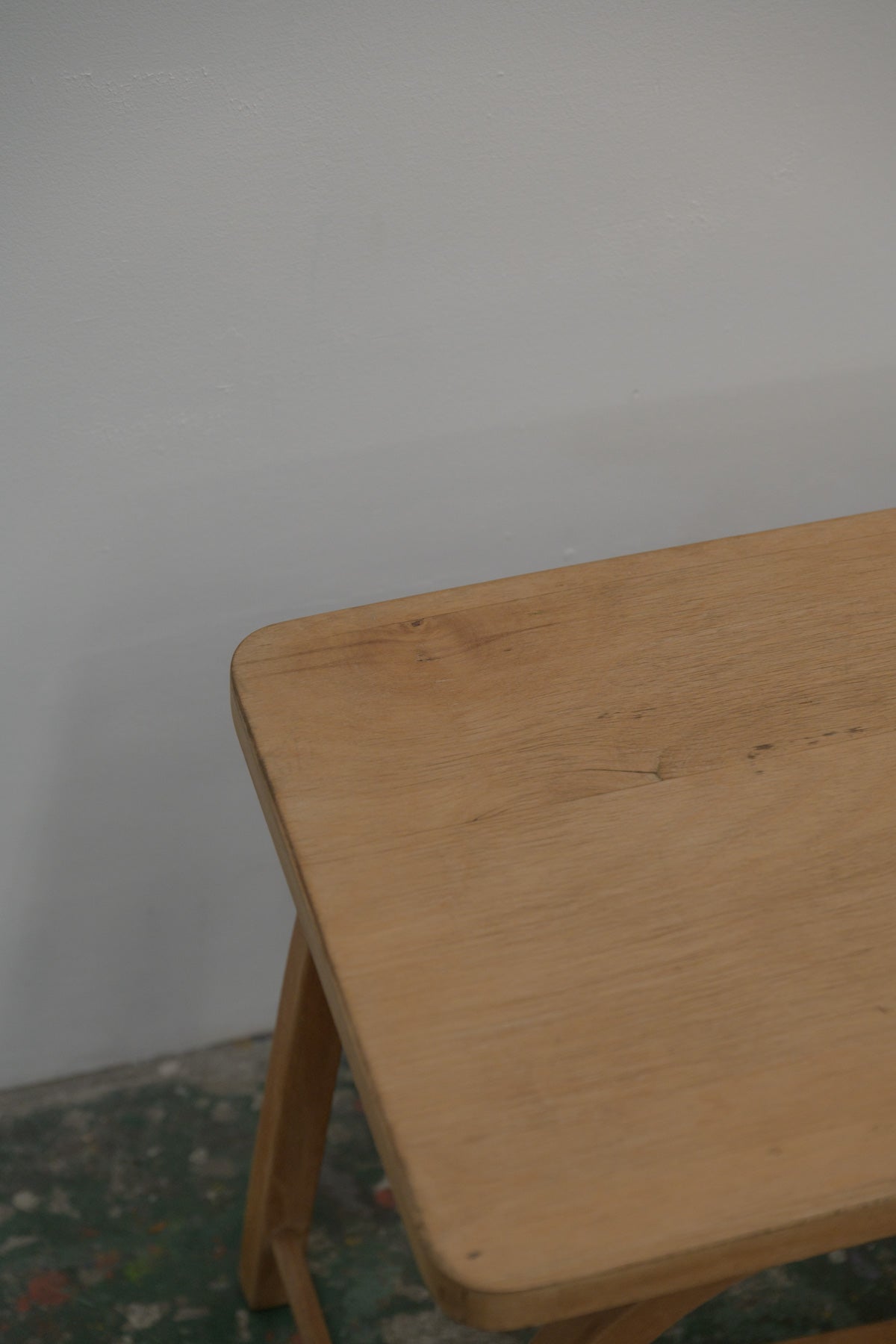 #0580 side table
